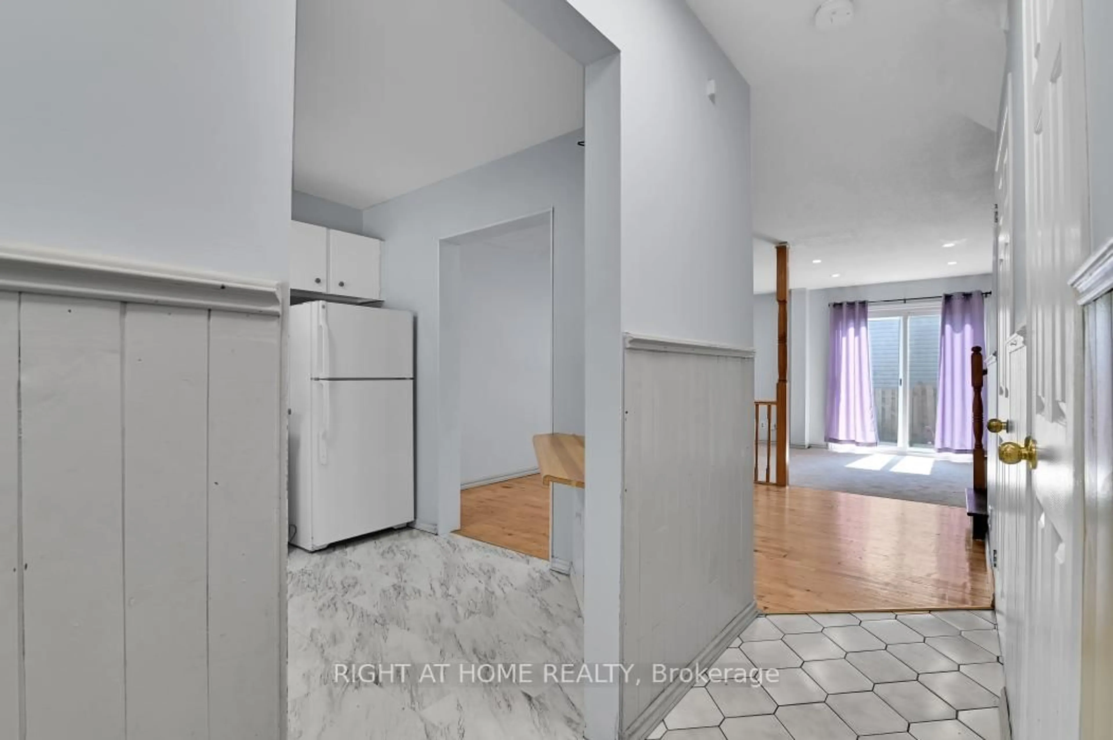 Unknown for 1441 Perez Cres, Ottawa Ontario K1J 8V3