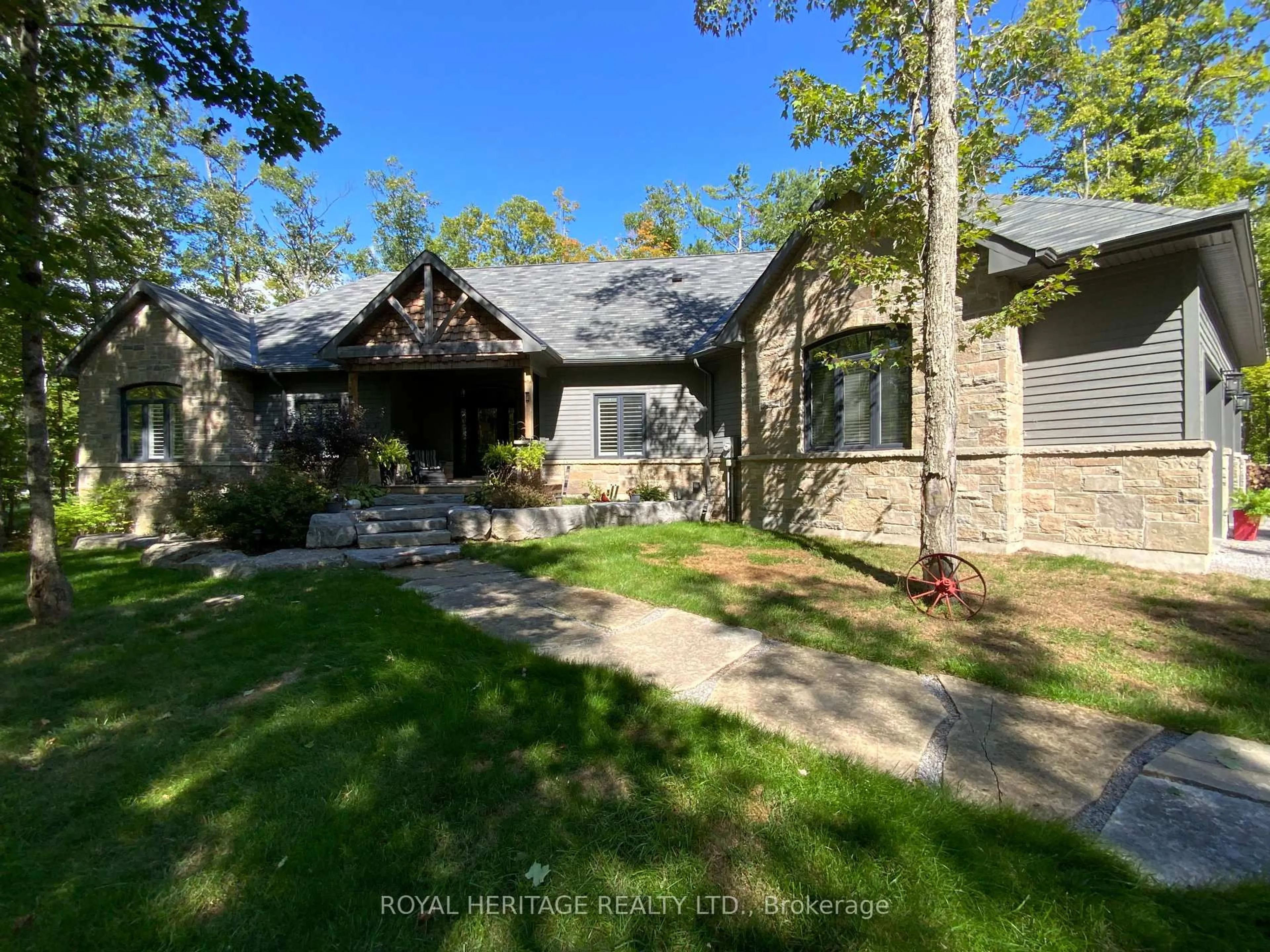 A pic from outside/outdoor area/front of a property/back of a property/a pic from drone, unknown for 126 Mitchell Cres, Trent Lakes Ontario K0M 1J0