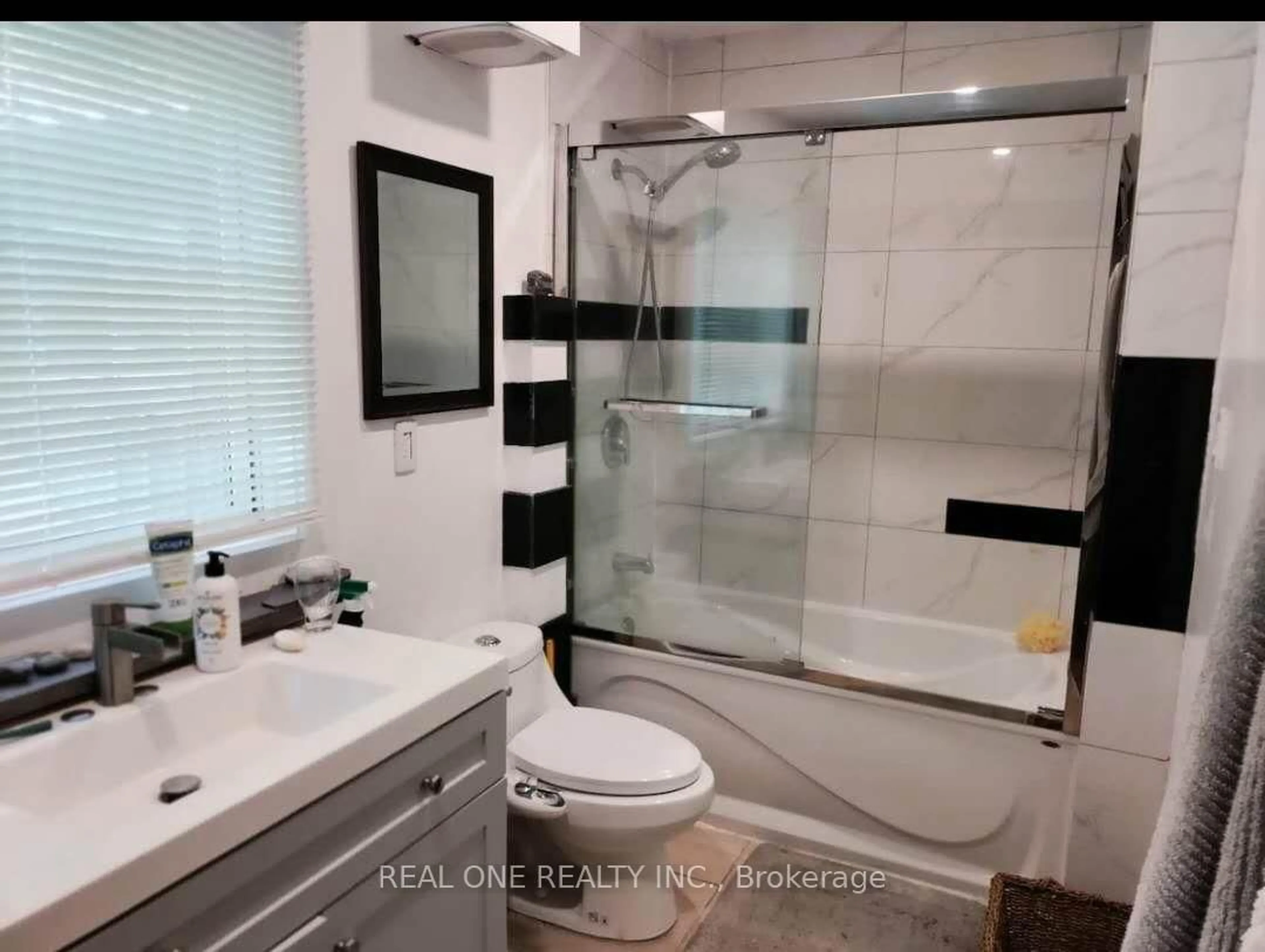 Contemporary bathroom, ceramic/tile floor for 143 Beach Dr, Cramahe Ontario K0K 1H0
