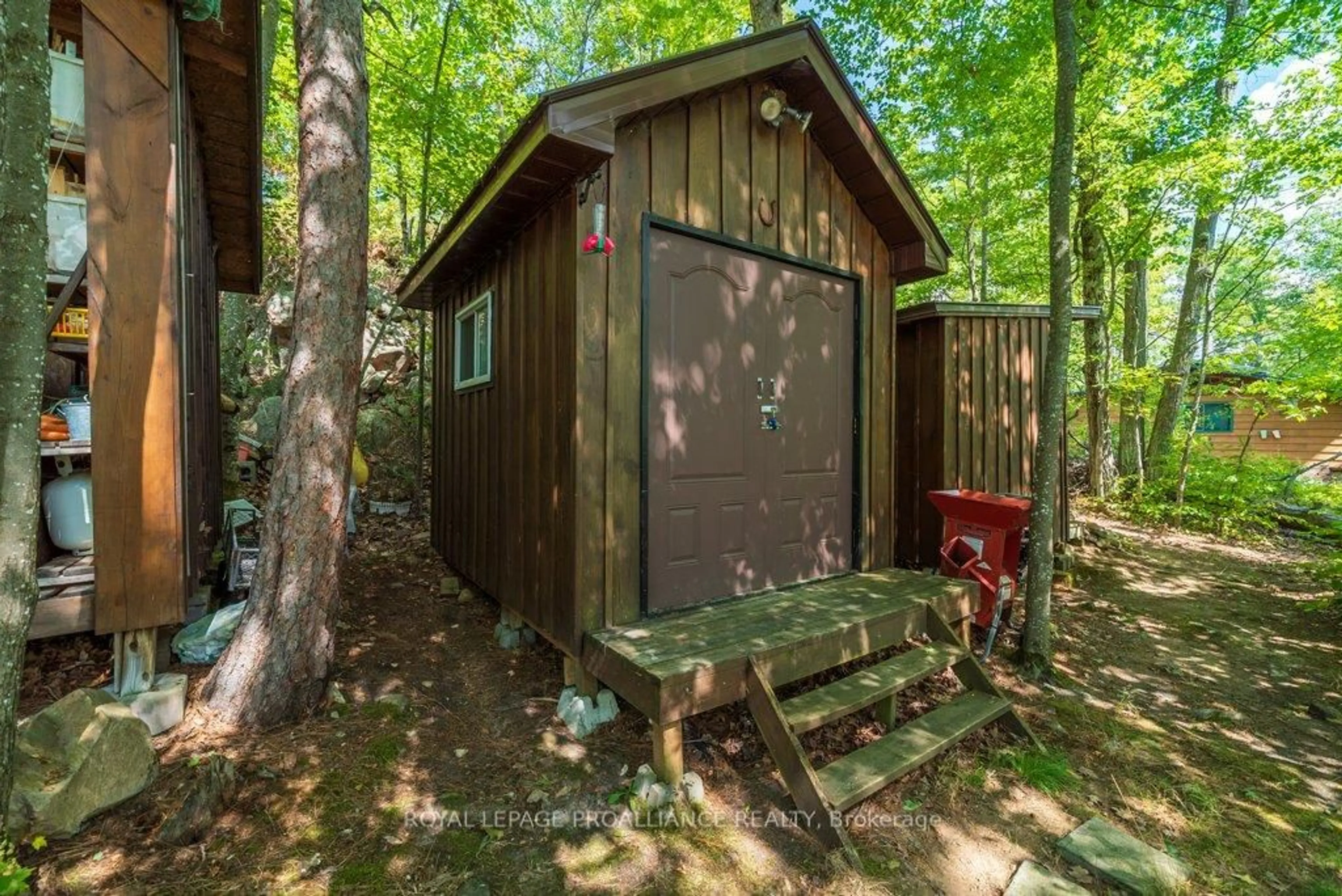 Shed for 163 Mazinaw Lake, Cloyne Ontario K0H 1K0
