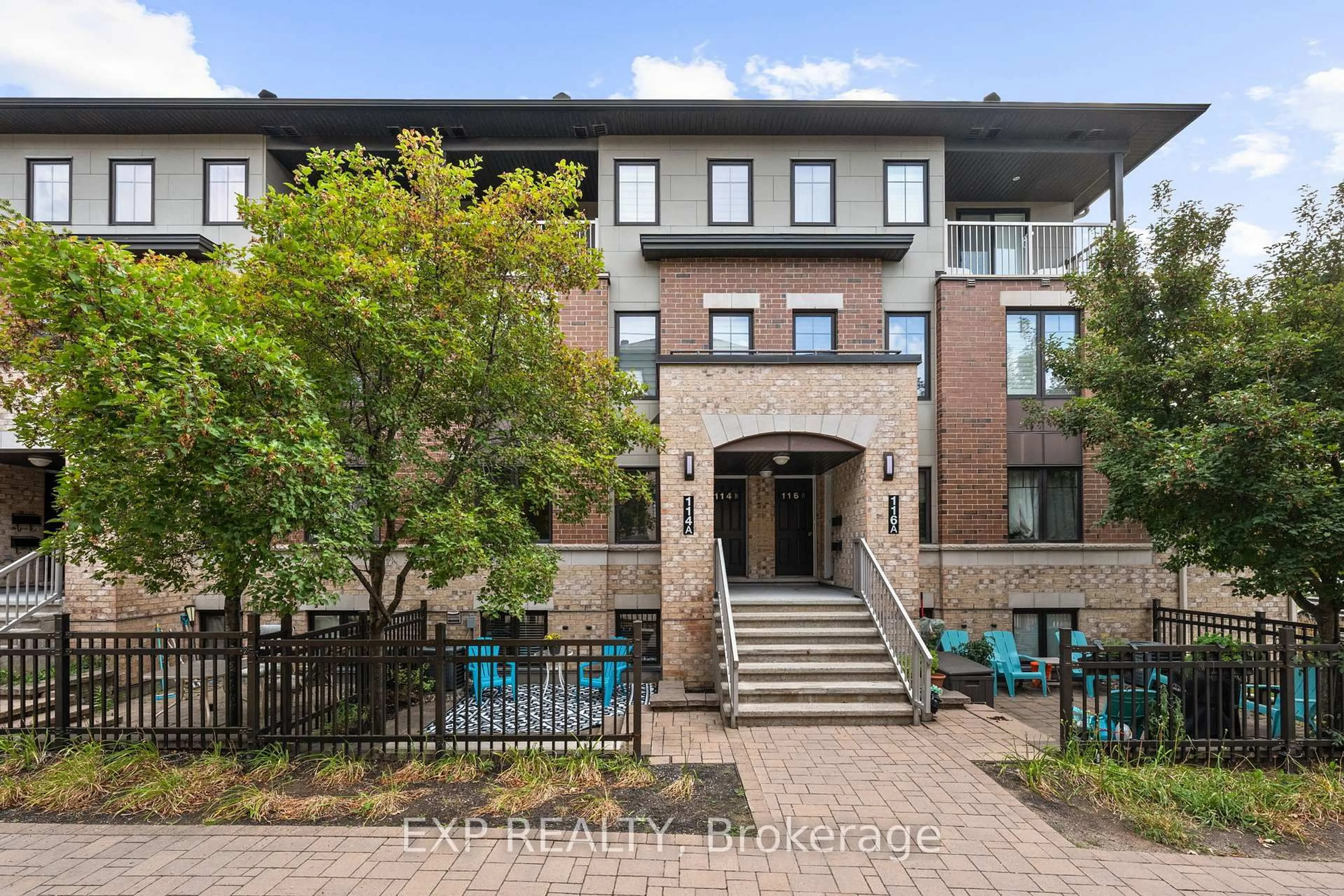 Unknown for 114-A Lindenshade Dr, Ottawa Ontario K2J 5R5