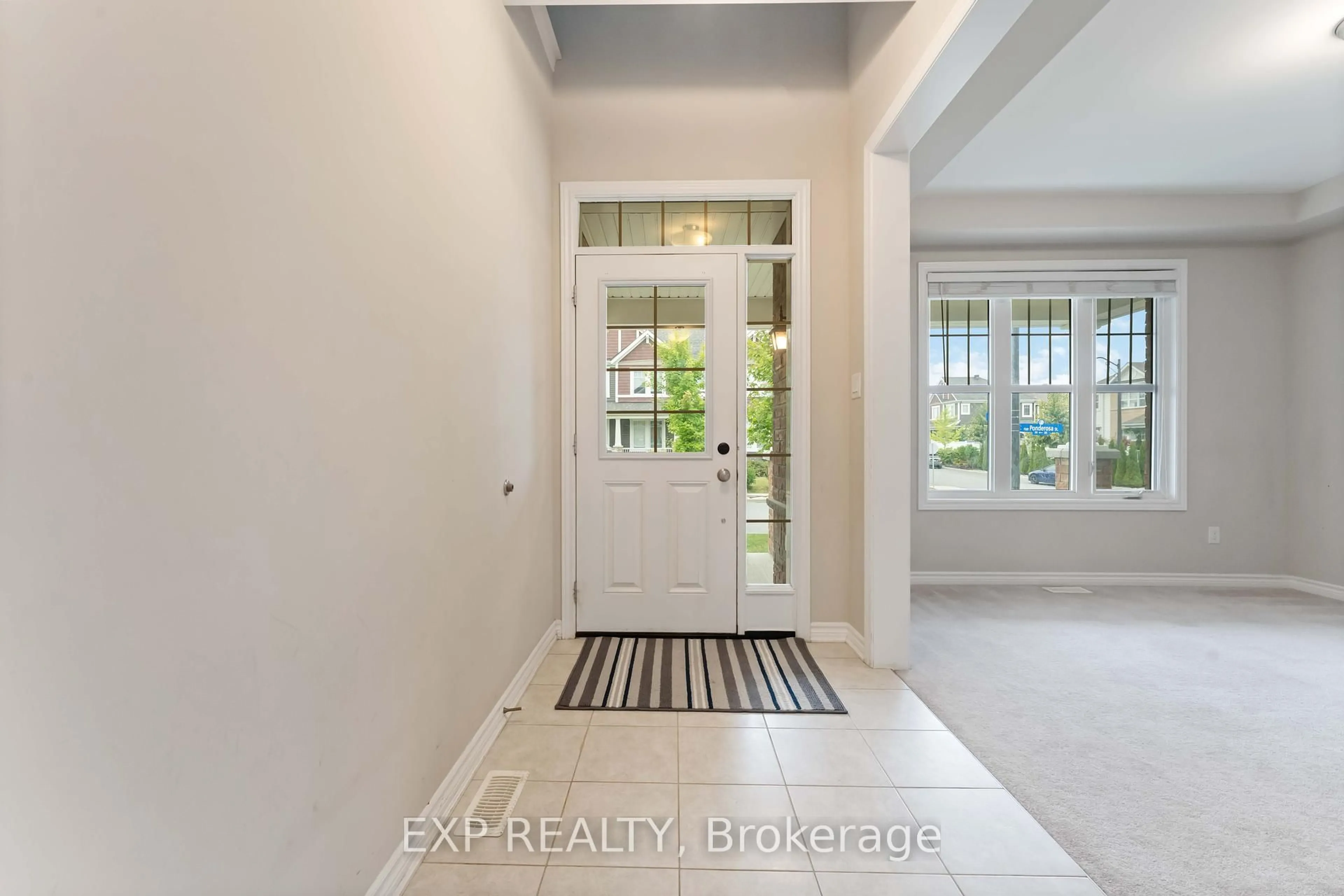 Indoor entryway for 206 Ponderosa St, Ottawa Ontario K2V 0J6