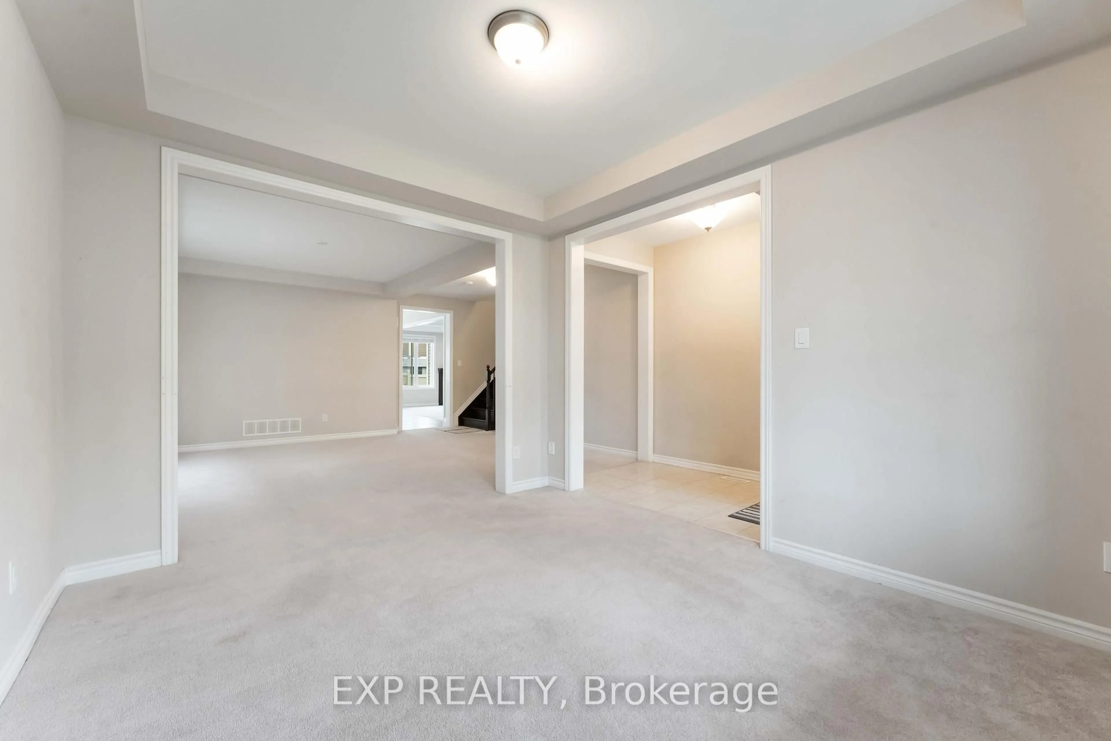 A pic of a room for 206 Ponderosa St, Ottawa Ontario K2V 0J6
