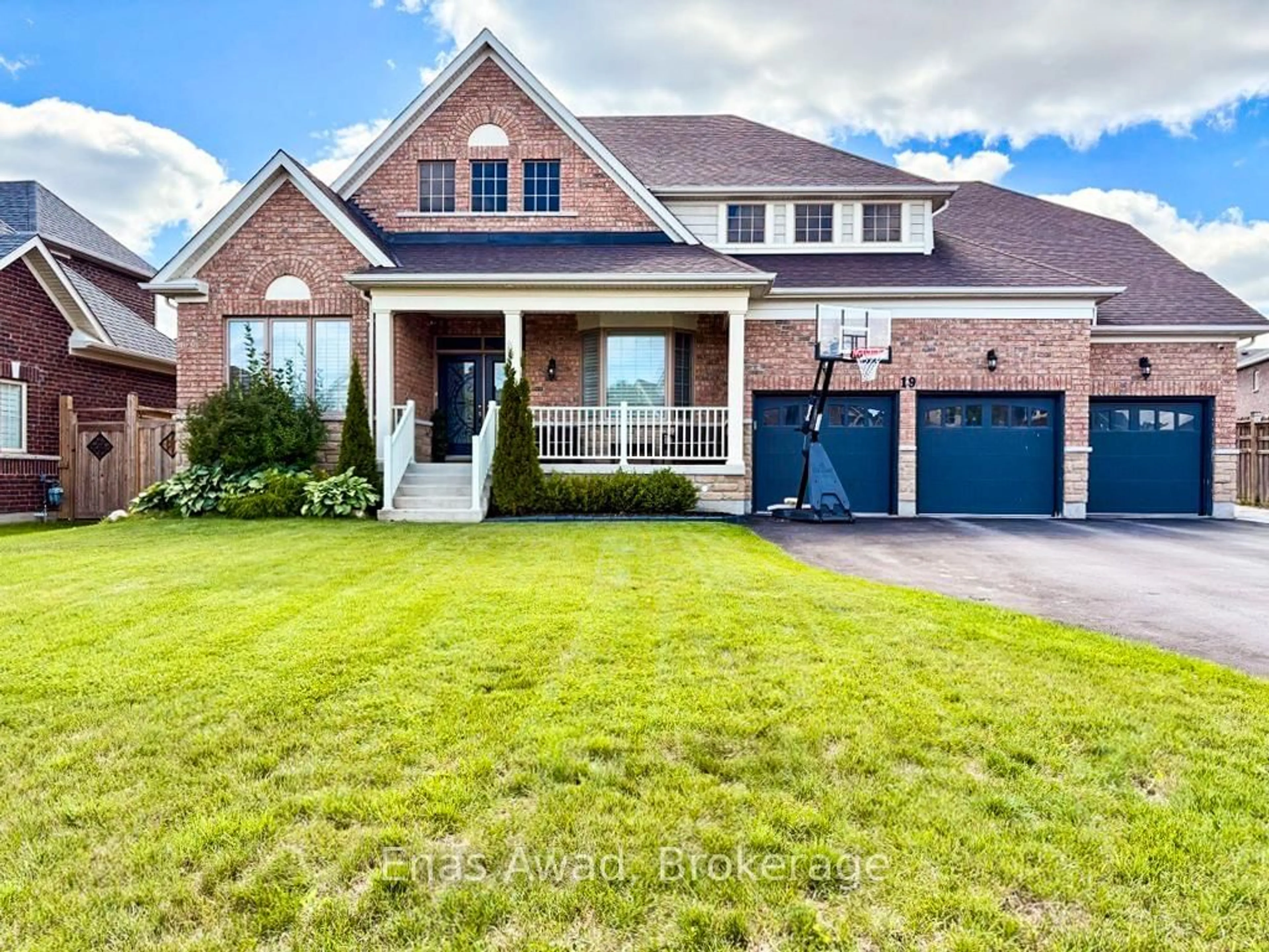 Home with brick exterior material, street for 19 Skelton St, Mono Ontario L9W 6W9