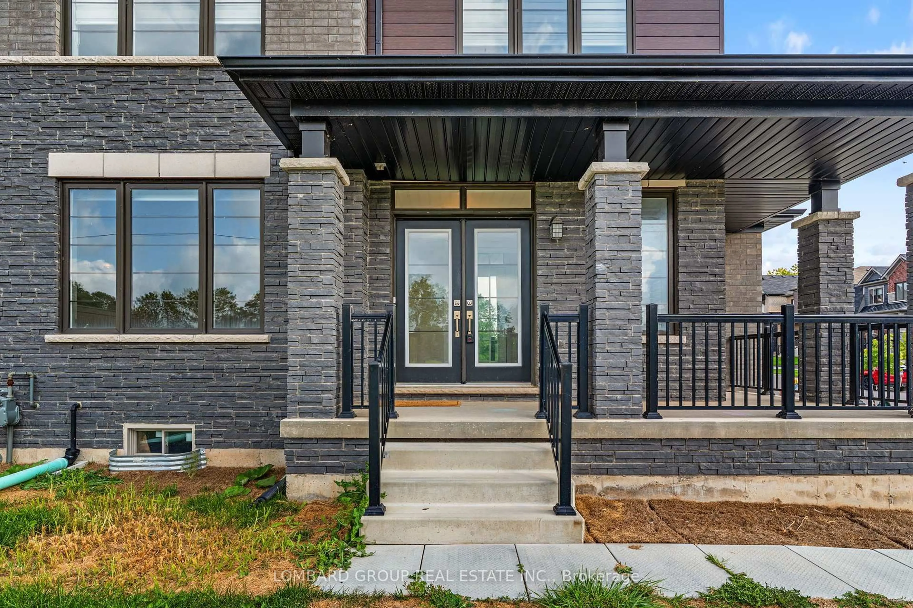 Home with brick exterior material, street for 122 Sundin Dr, Haldimand Ontario N2W 0H3
