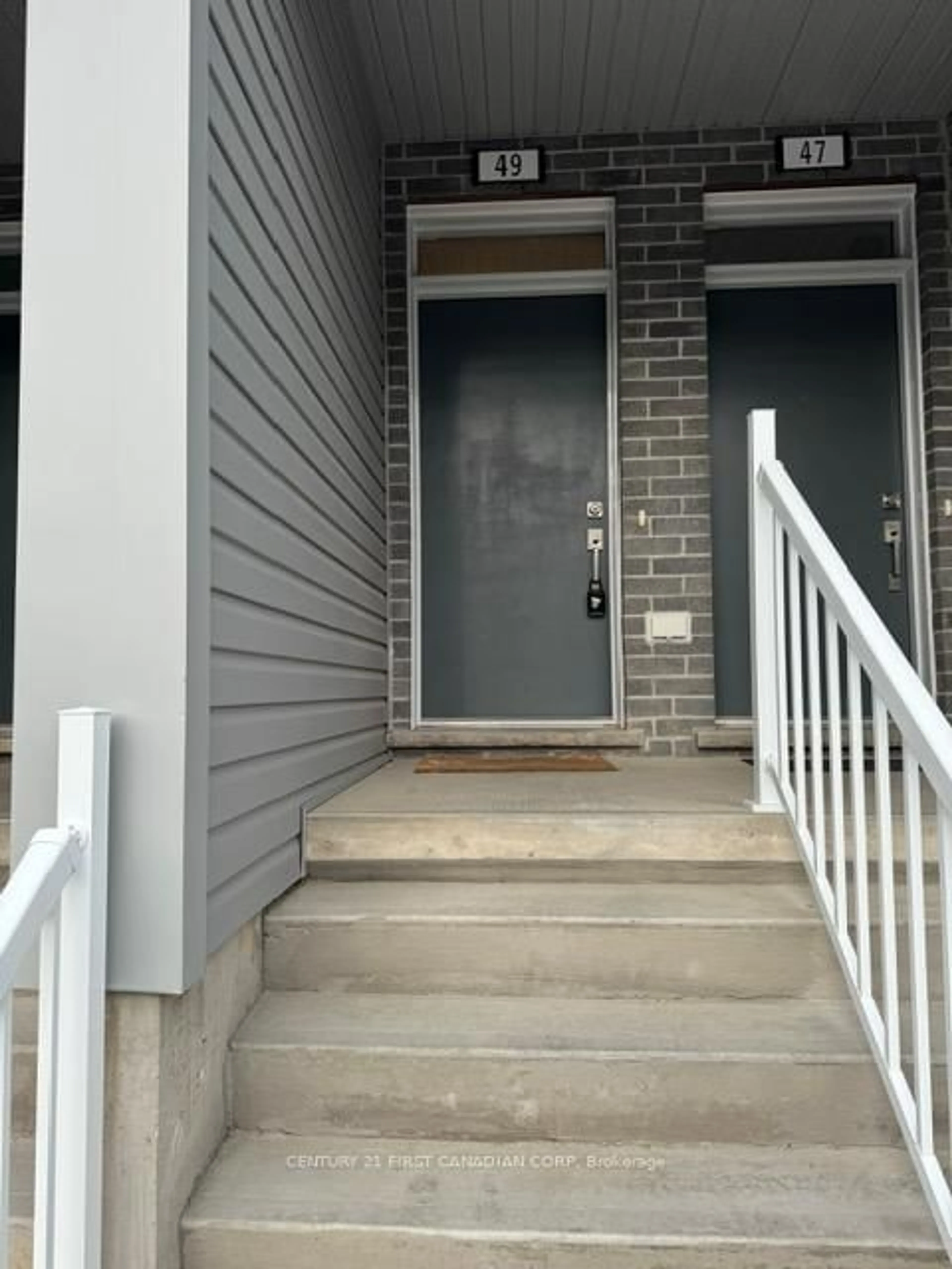 Unknown for 990 DEVERON Cres, London South Ontario N5Z 0B3
