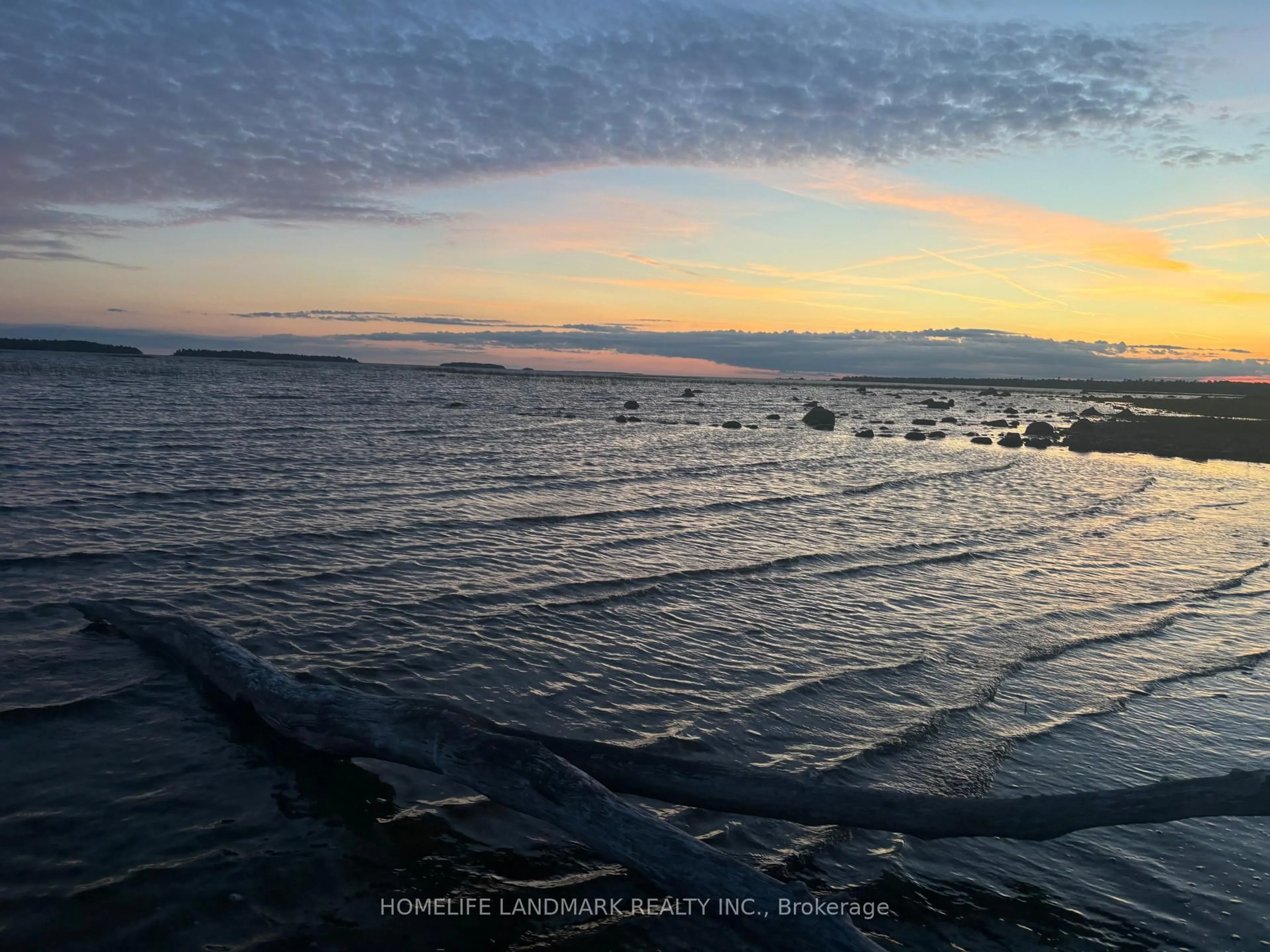 Blurry image for 1663 Mississaugi Bay Rd, Huron Shores Ontario P0R 1H0