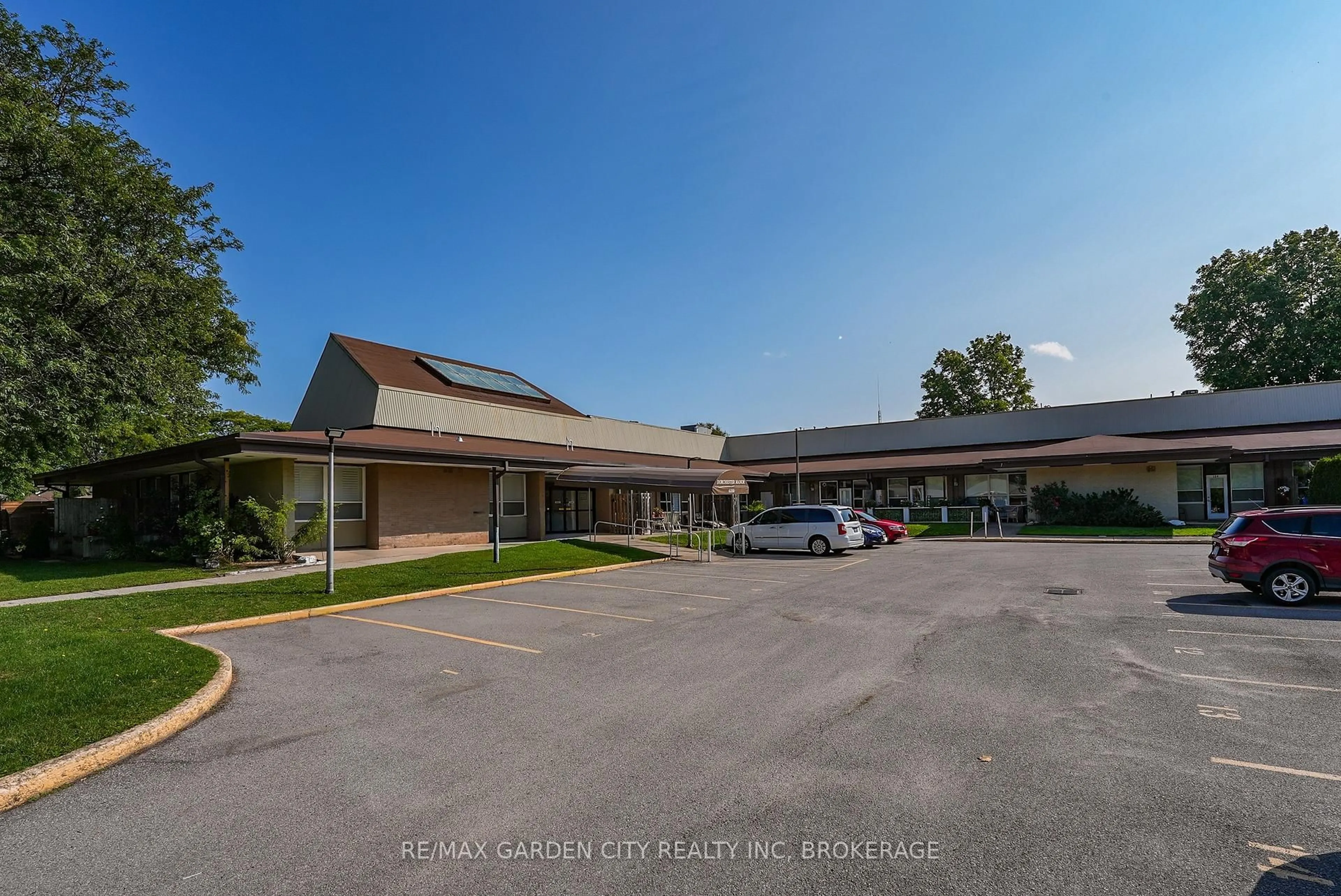 Unknown for 6350 Dorchester Rd #125, Niagara Falls Ontario L2G 0A1