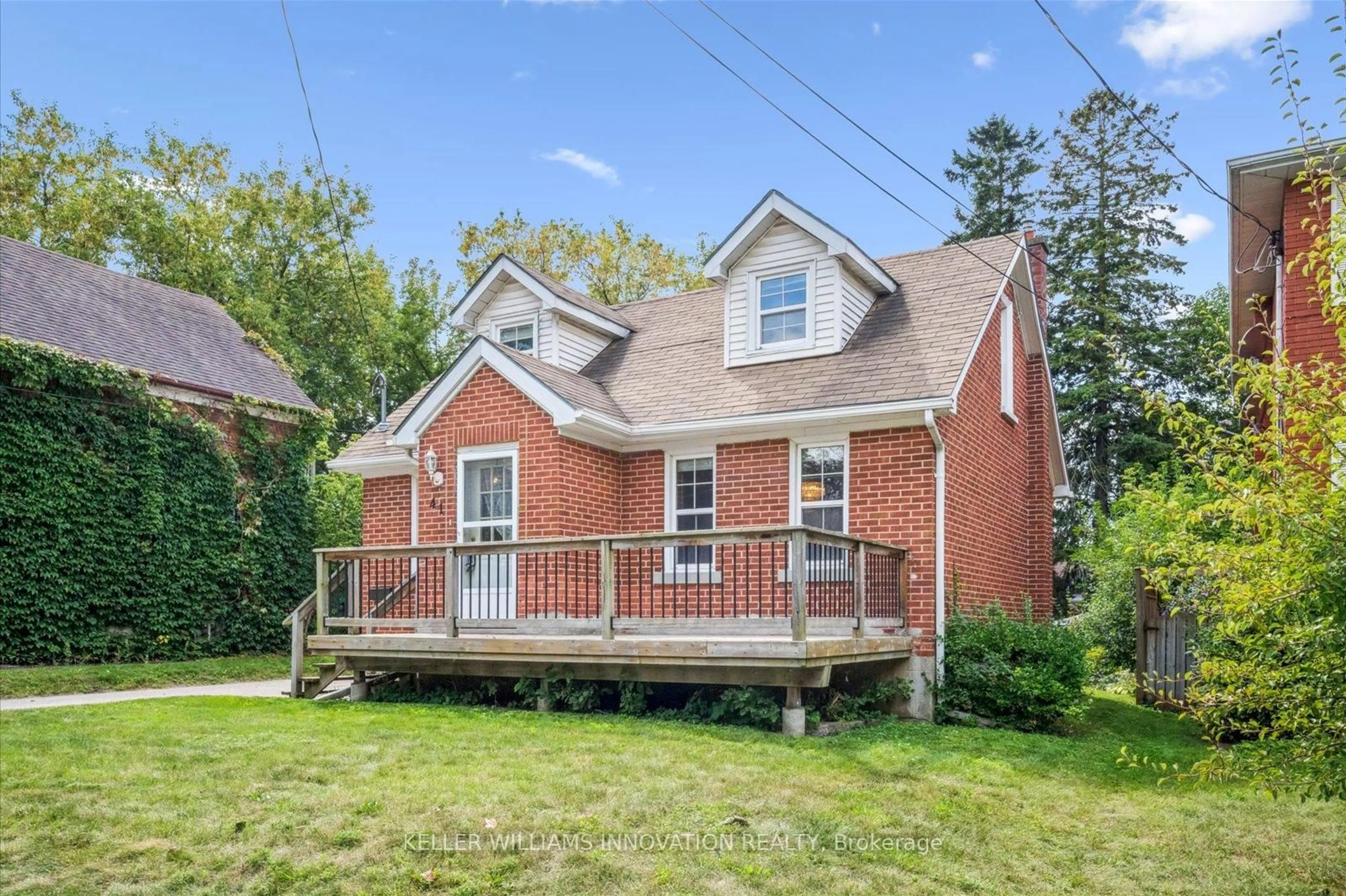 Home with brick exterior material, street for 41 Brunswick Ave, Kitchener Ontario N2H 4E7
