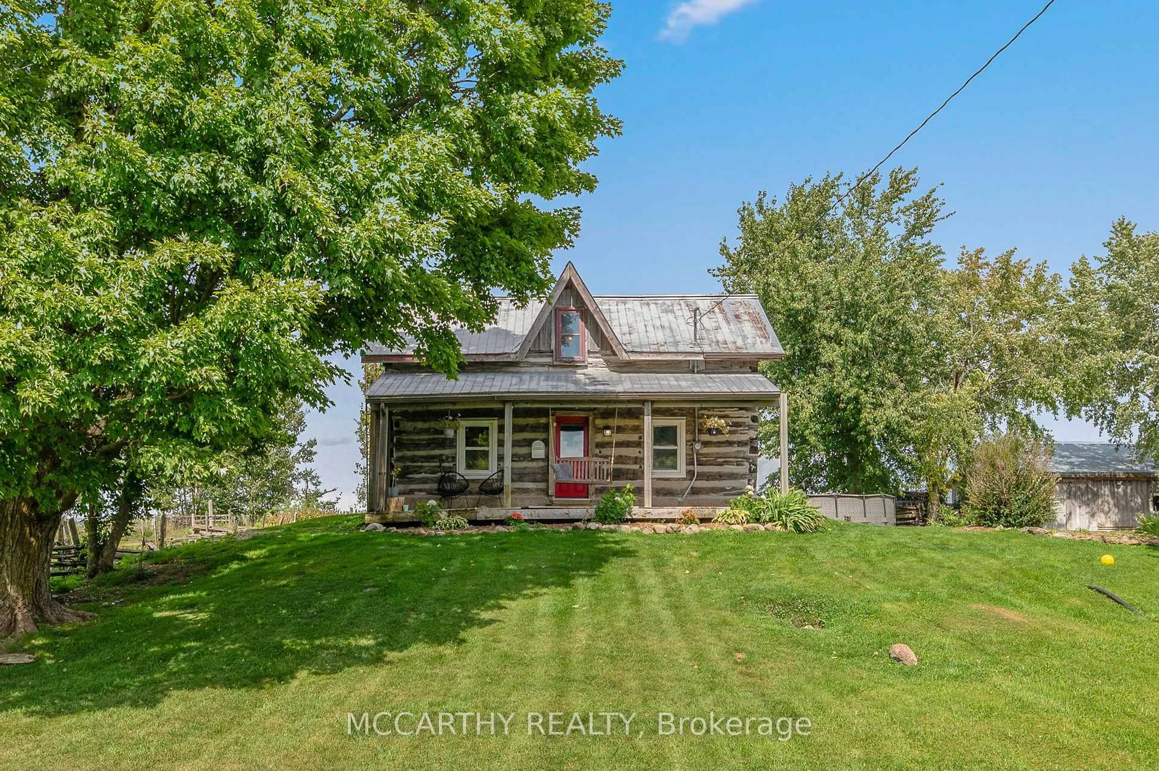 A pic from outside/outdoor area/front of a property/back of a property/a pic from drone, building for 125795 Southgate Rd 12 Rd, Southgate Ontario N0C 1B0