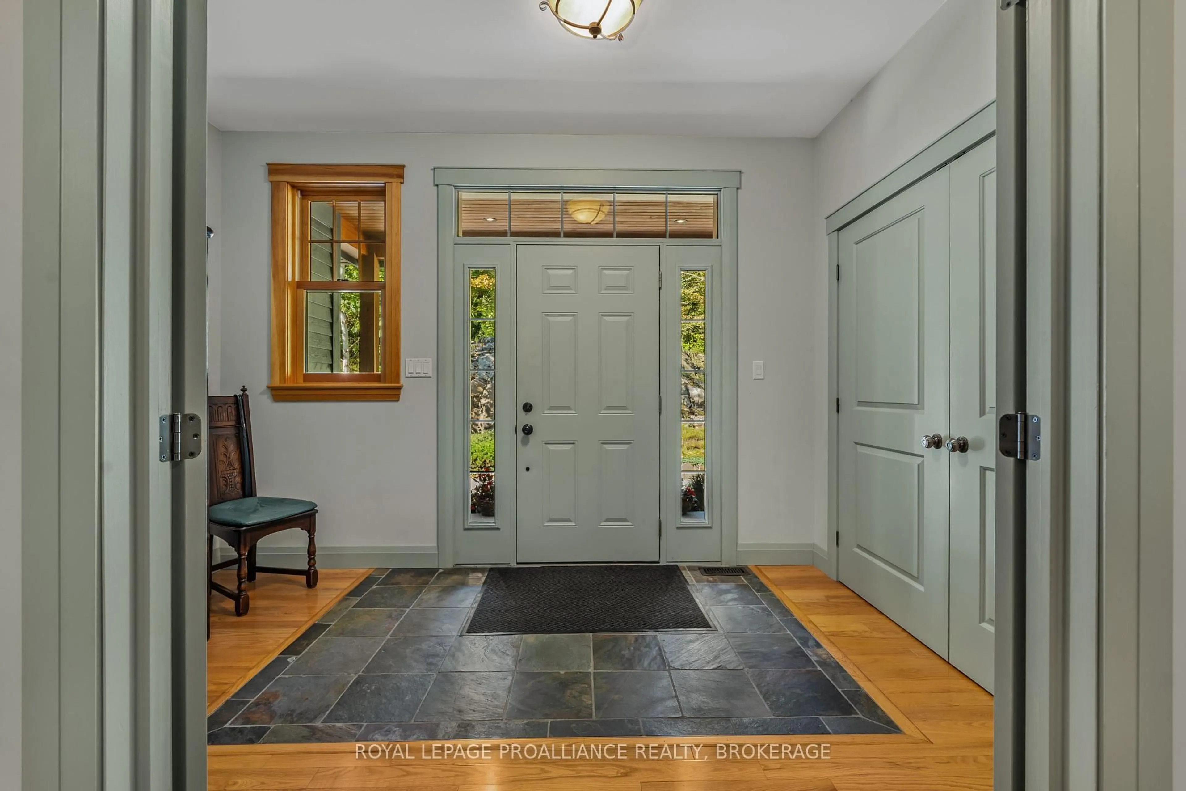 Indoor entryway for 216 Tumbledown Rd, Leeds and the Thousand Islands Ontario K0E 1L0