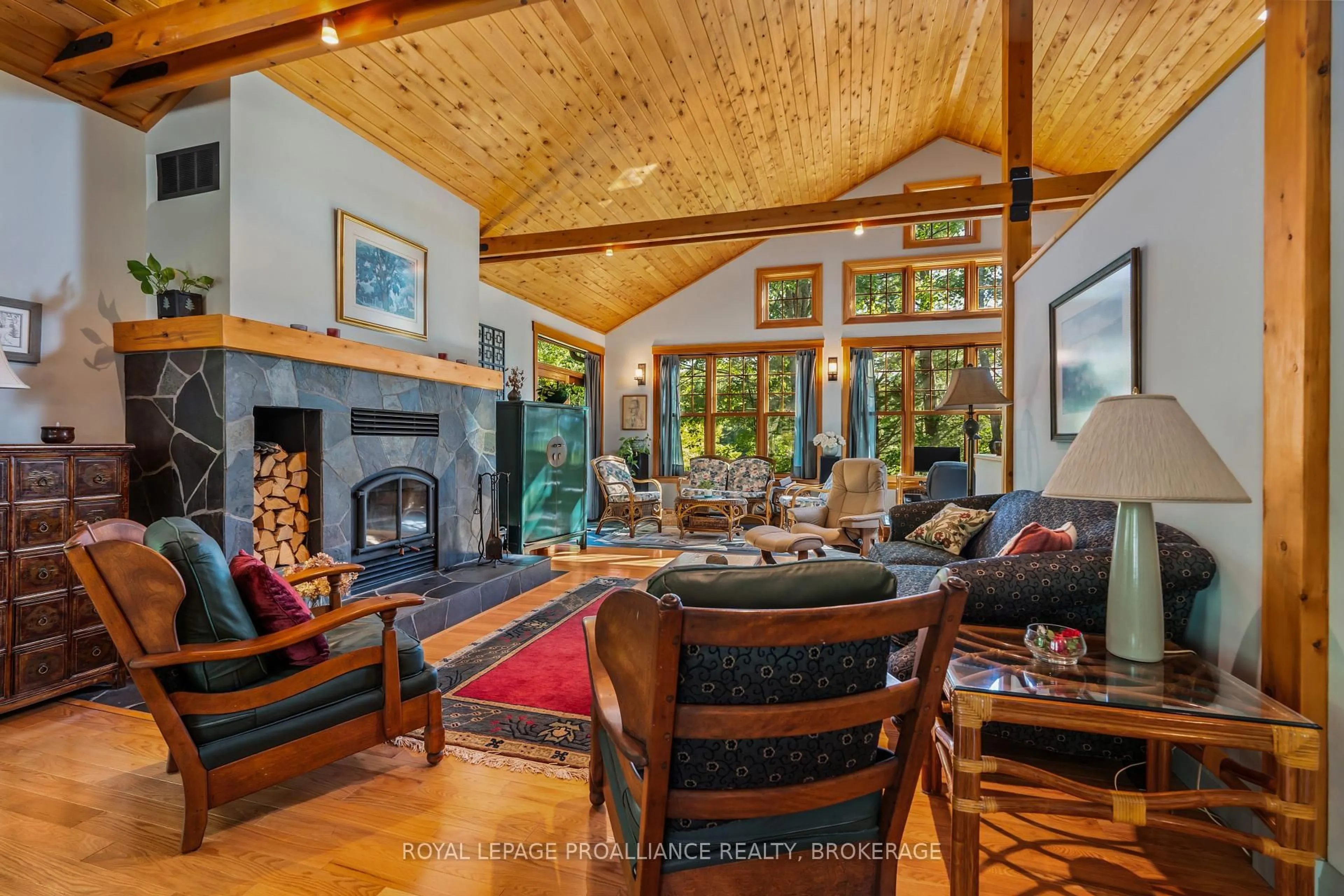 Living room with furniture, unknown for 216 Tumbledown Rd, Leeds and the Thousand Islands Ontario K0E 1L0