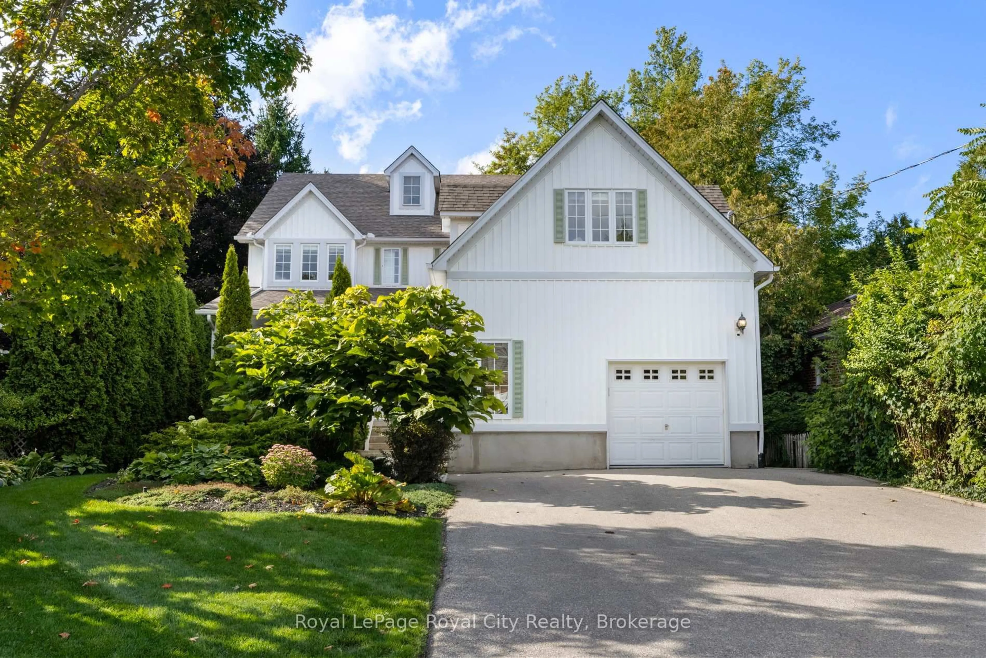 Unknown for 168 Palmer St, Guelph Ontario N1E 2R6