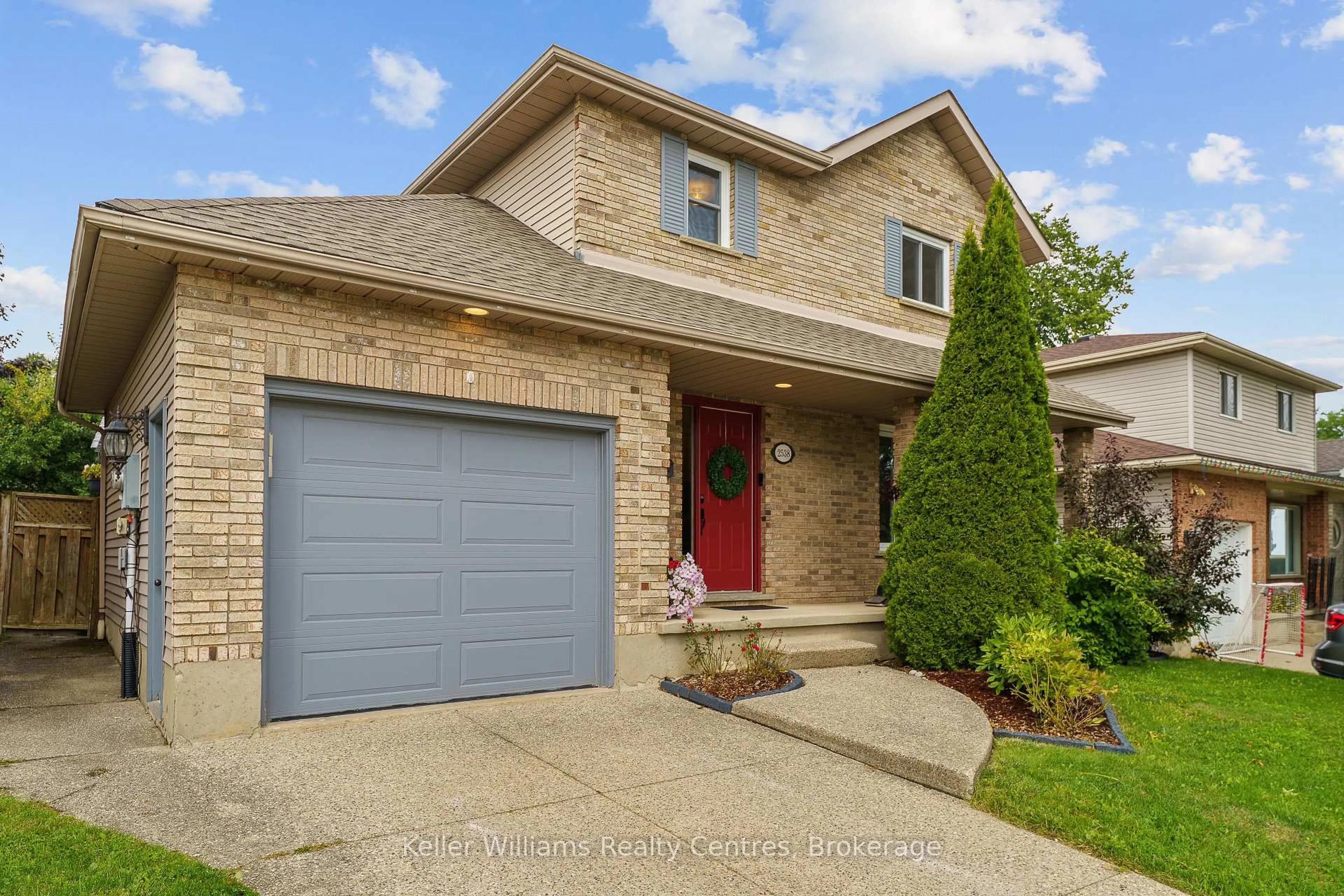 Home with brick exterior material, street for 2538 8th Ave, Owen Sound Ontario N4K 6V2