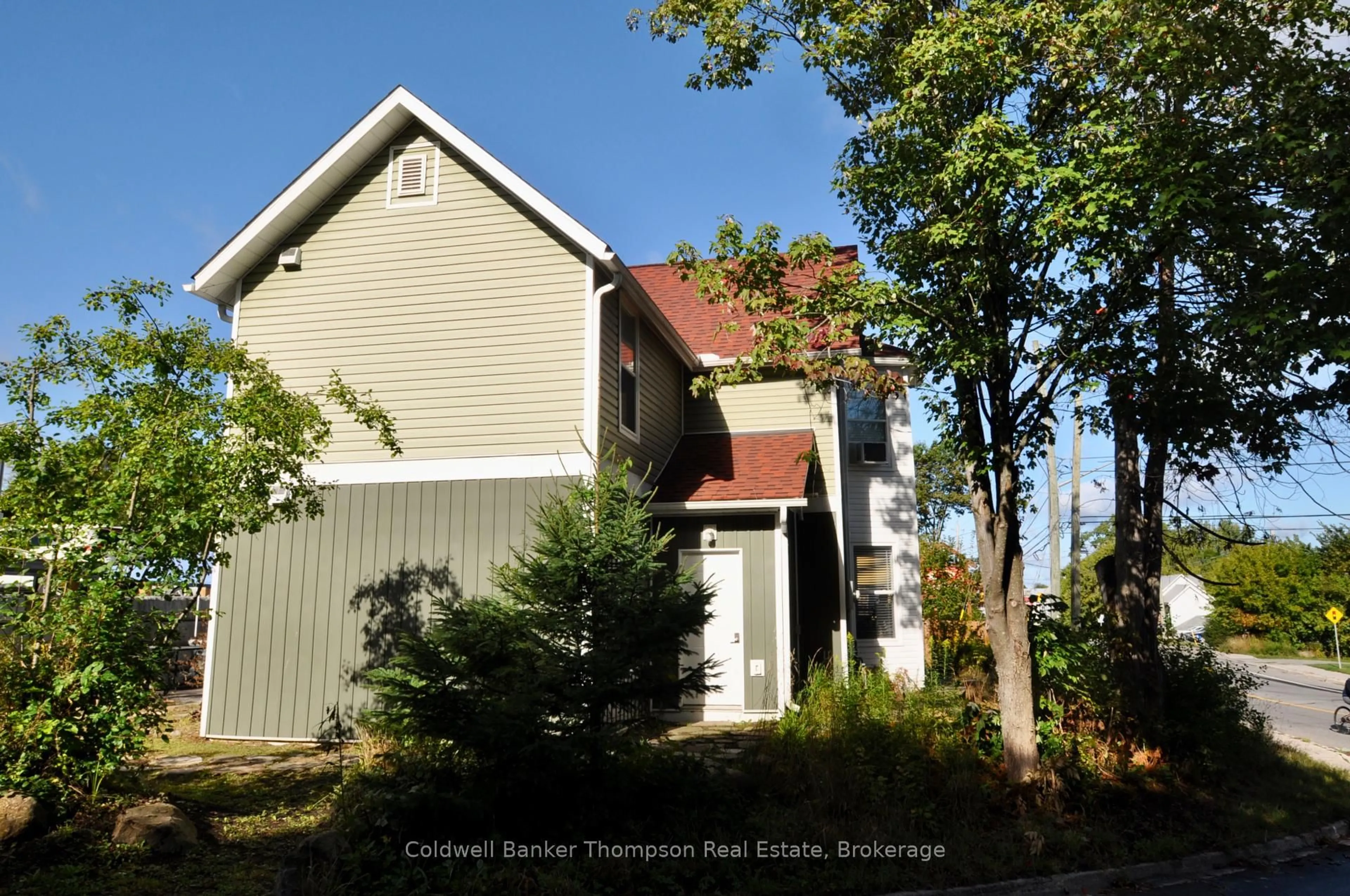 Home with brick exterior material, street for 111 Main St #1-2, Huntsville Ontario P1H 1W8