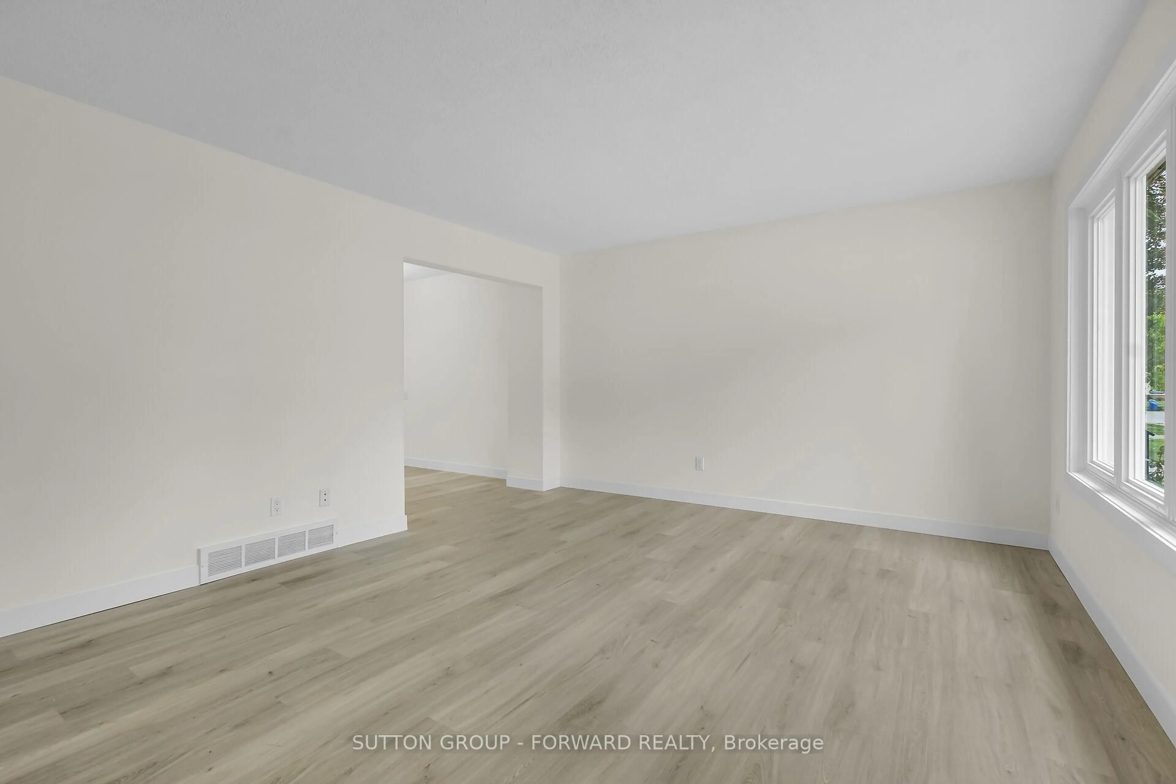 A pic of a room for 12 Inverary Rd, London North Ontario N6G 3L6