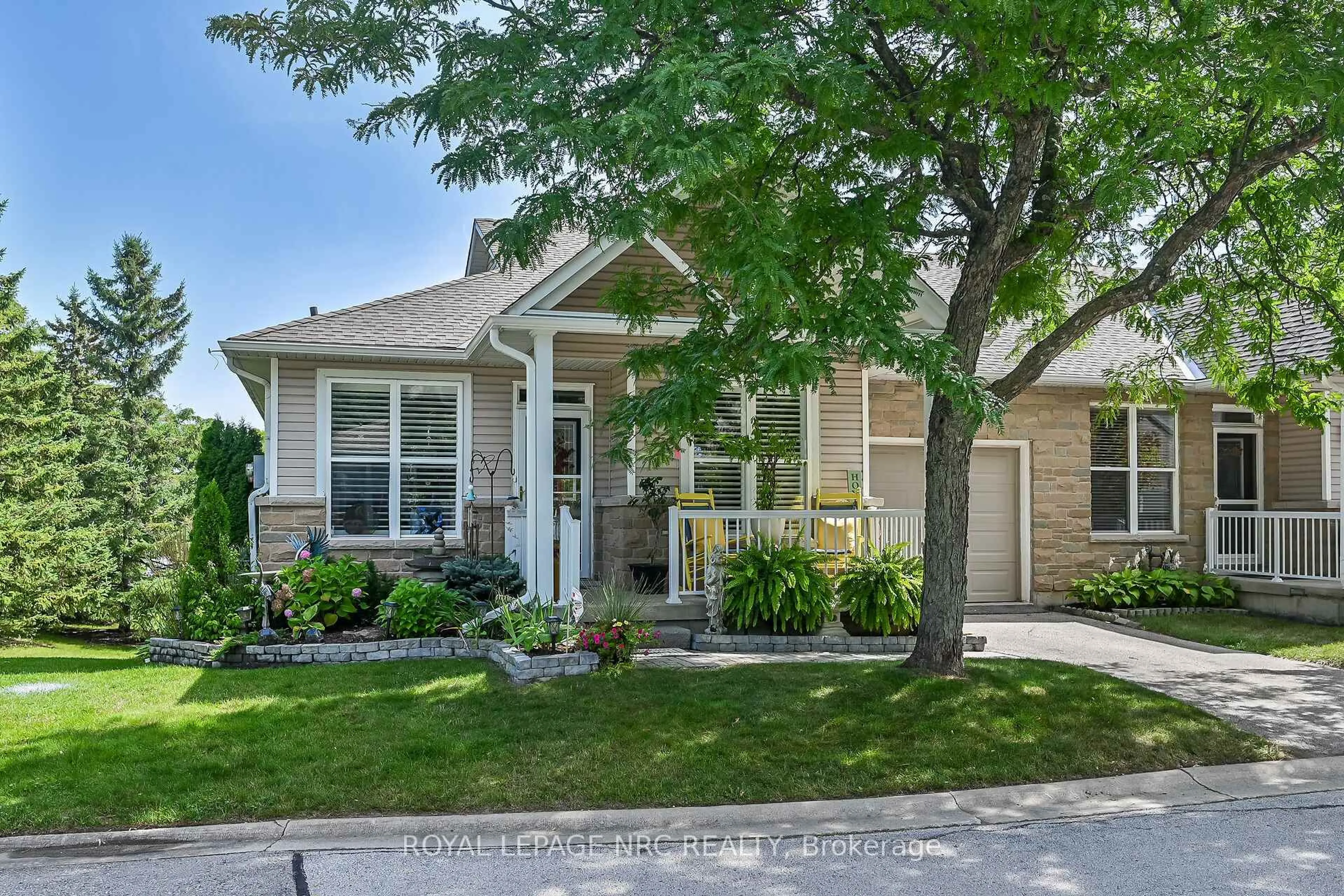 Unknown for 20 Kitty Murray Lane #29, Hamilton Ontario L9K 1L7