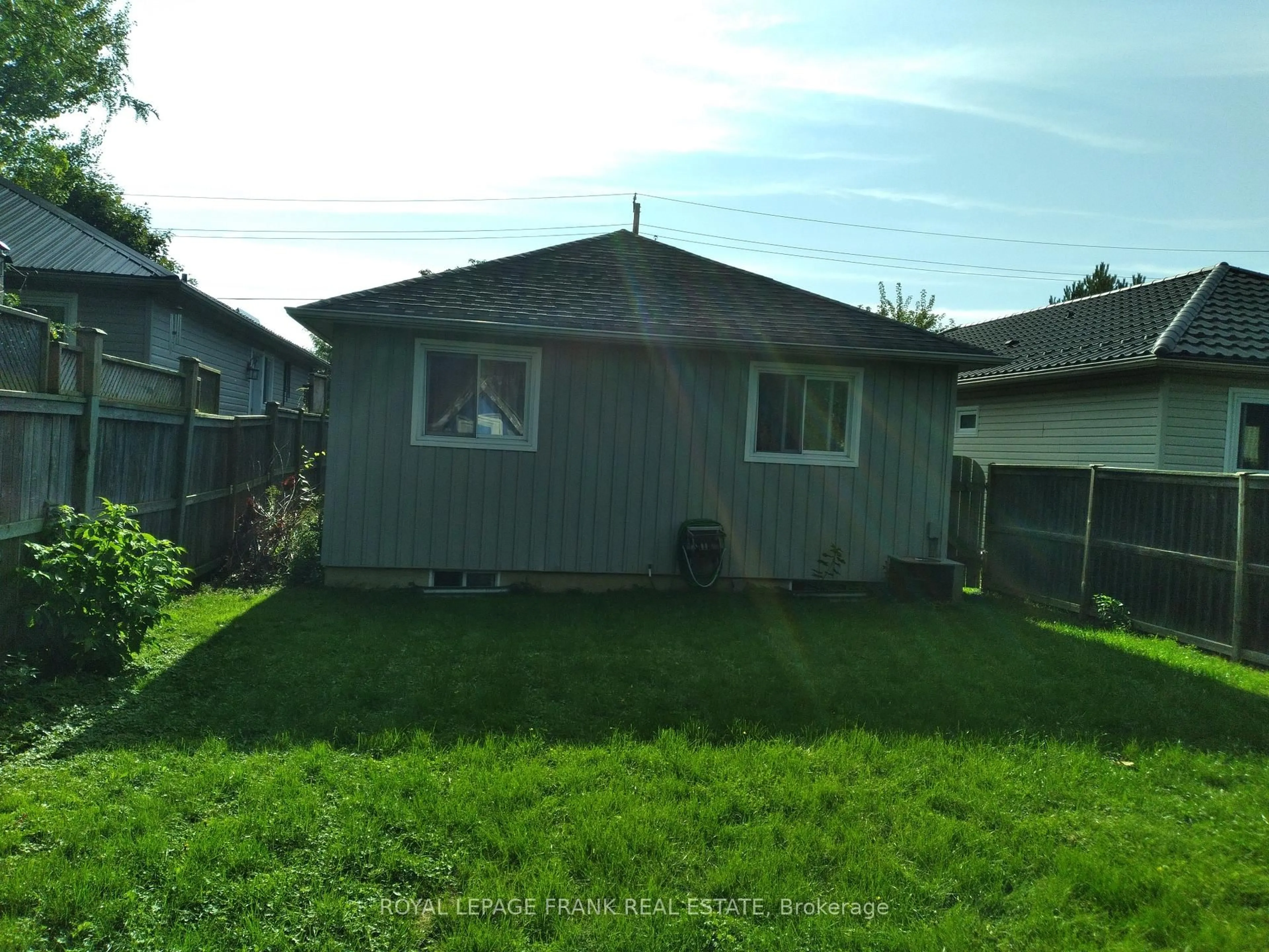 Unknown for 758 Ontario St, Cobourg Ontario K9A 3C5
