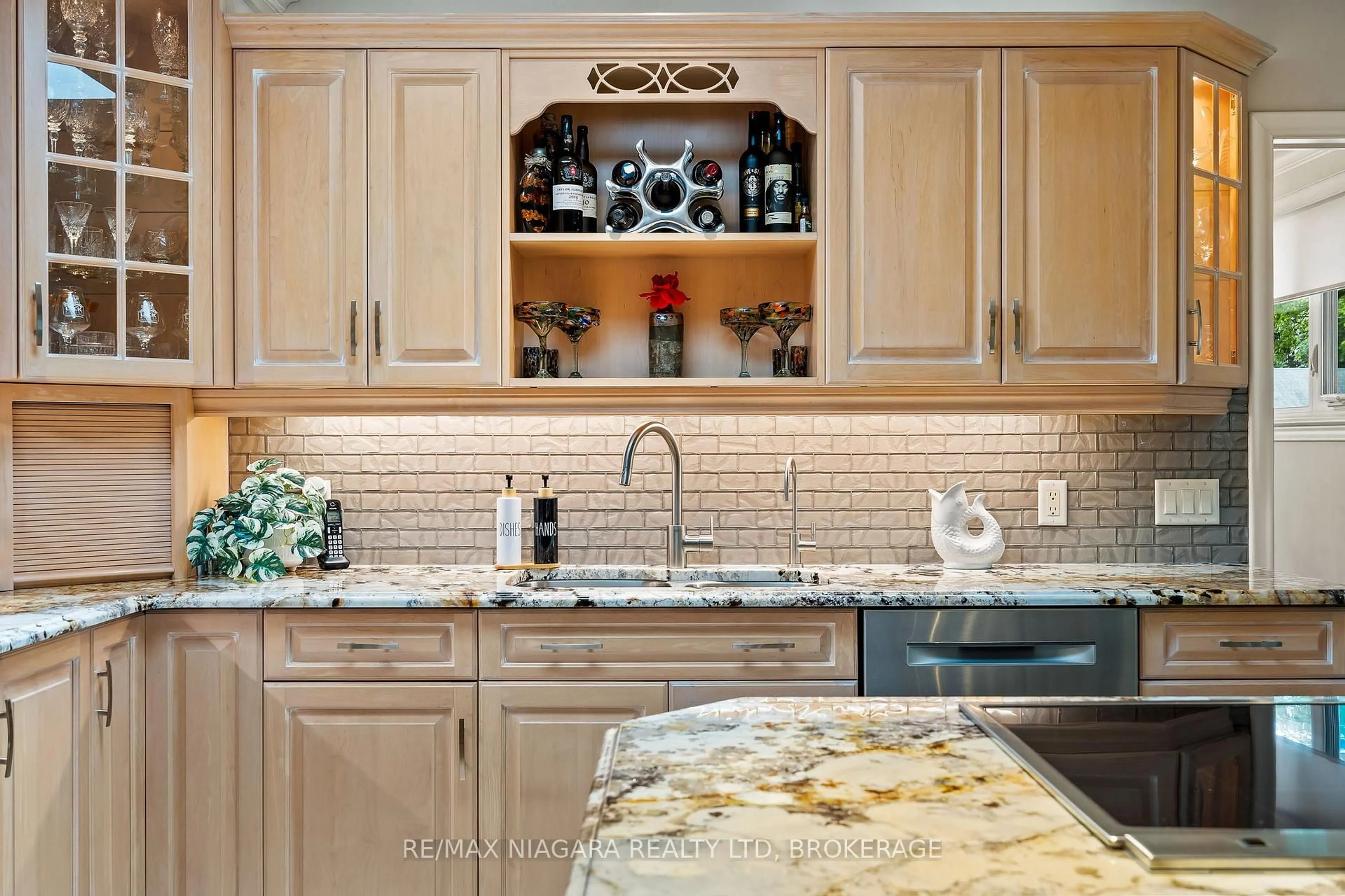 Contemporary kitchen, ceramic/tile floor for 181 Lakeshore Rd, St. Catharines Ontario L2N 2V4