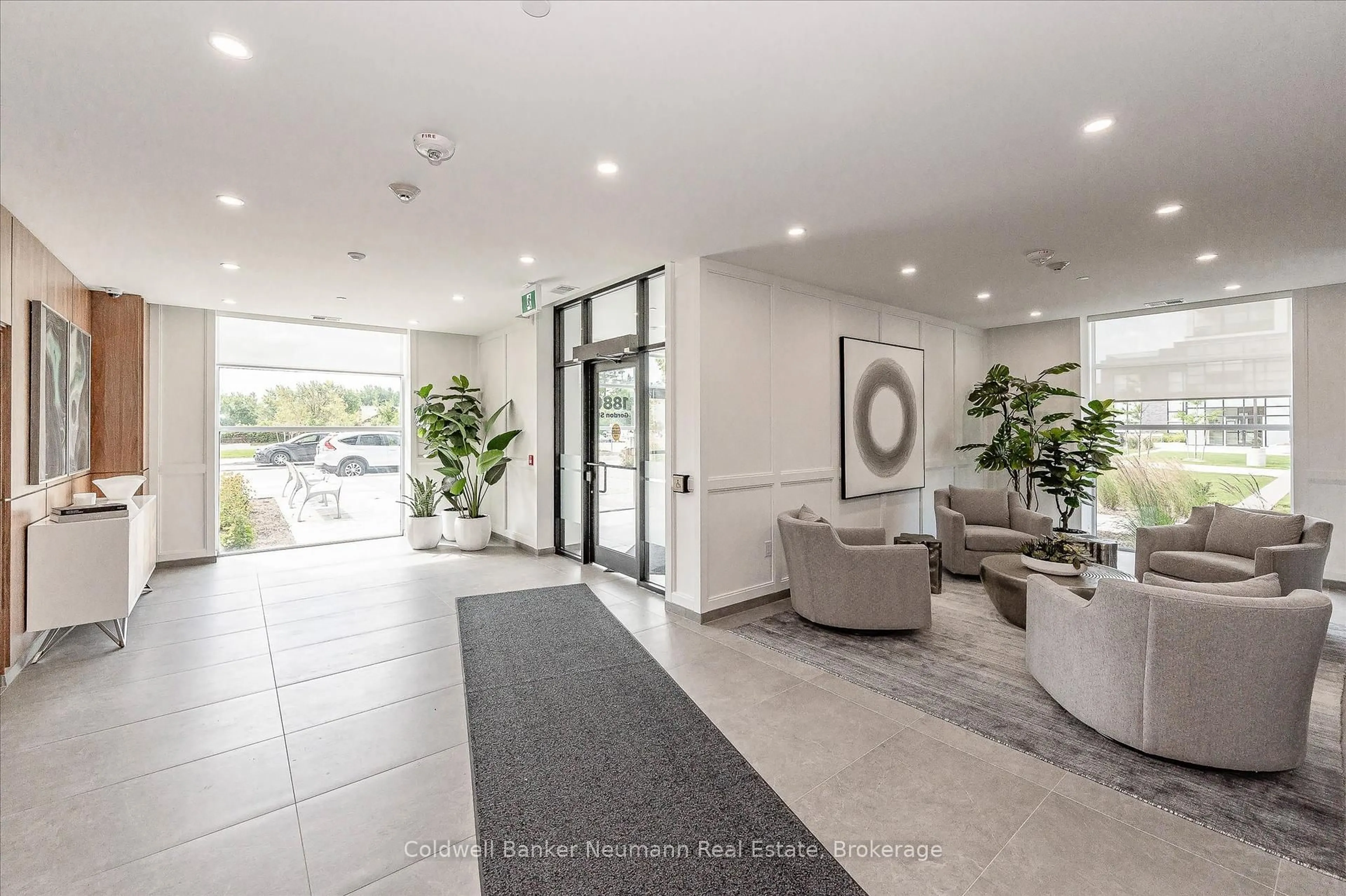 Indoor foyer for 1880 Gordon St #204, Guelph Ontario N1L 0P5