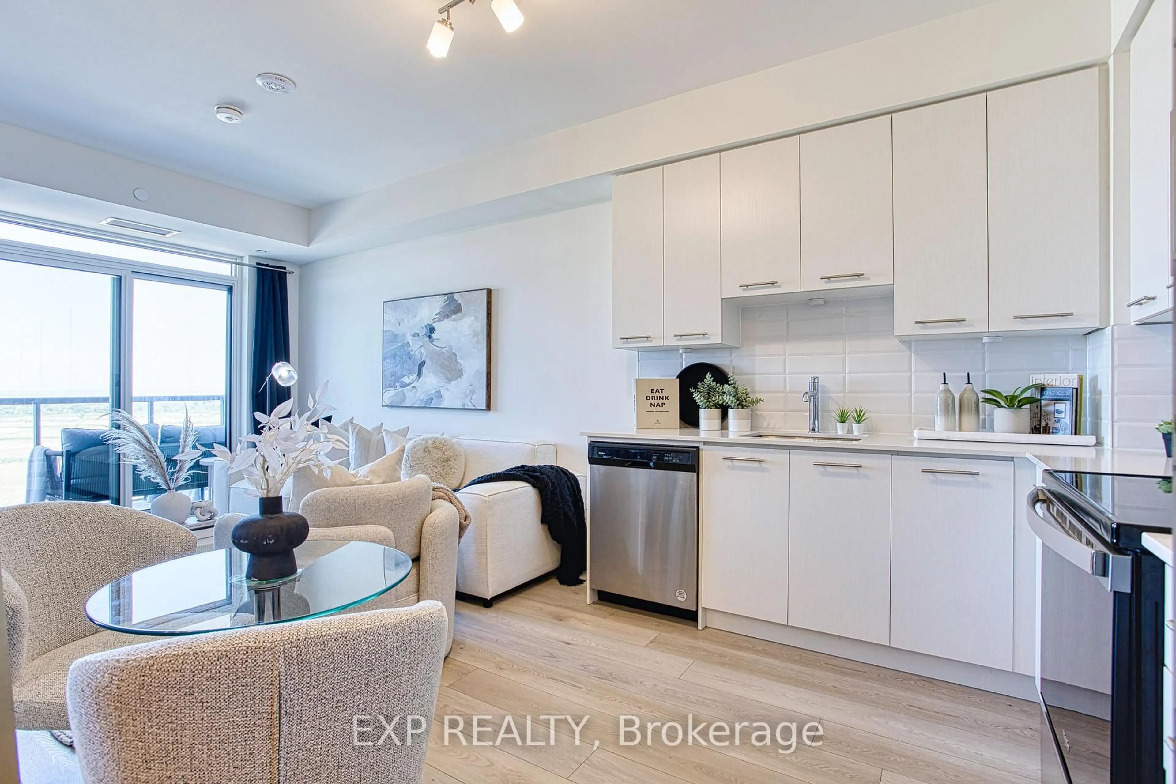 Open concept kitchen, unknown for 385 Winston Rd #1204, Grimsby Ontario L3M 0J3