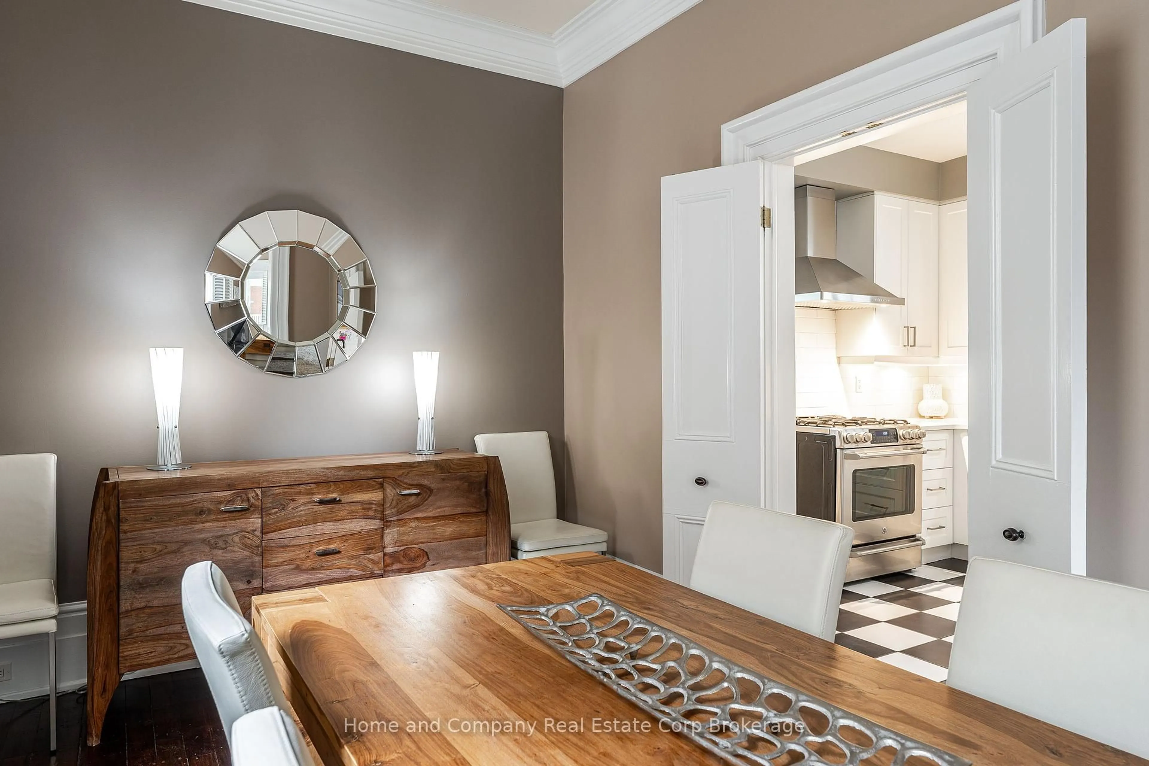 Dining room, unknown for 188 Wellington St, Stratford Ontario N5A 2L6