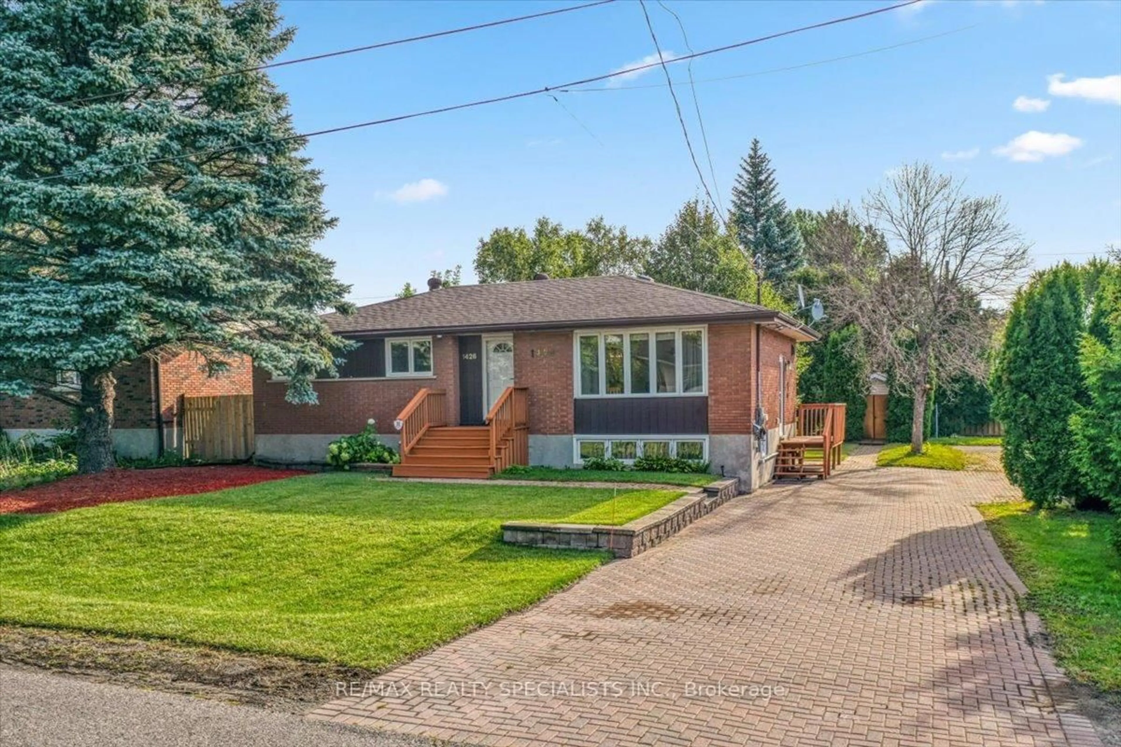 Home with brick exterior material, street for 1426 Kingslea Crt, Greater Sudbury Ontario P3A 3P5