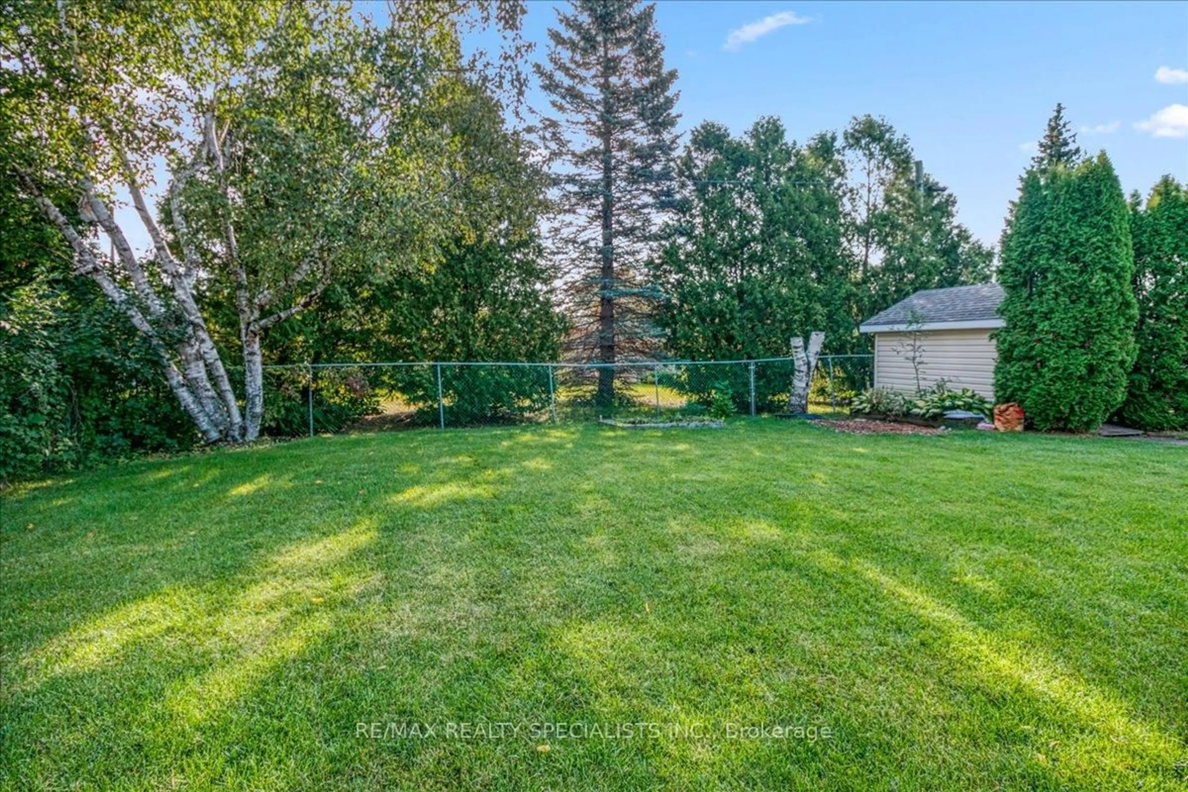 Patio, forest/trees view for 1426 Kingslea Crt, Greater Sudbury Ontario P3A 3P5