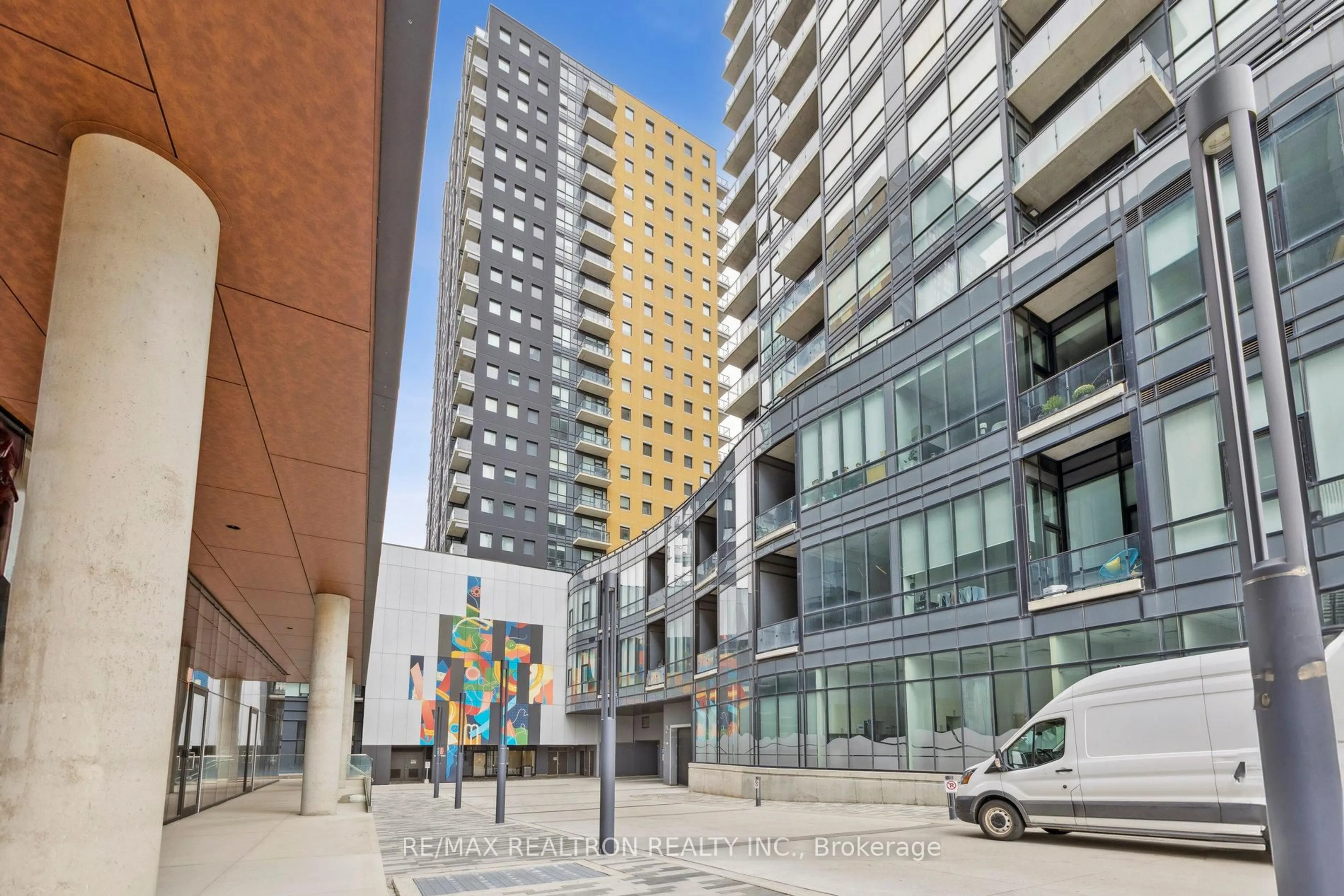 Unknown for 104 Garment St #1310, Kitchener Ontario N2G 0C8