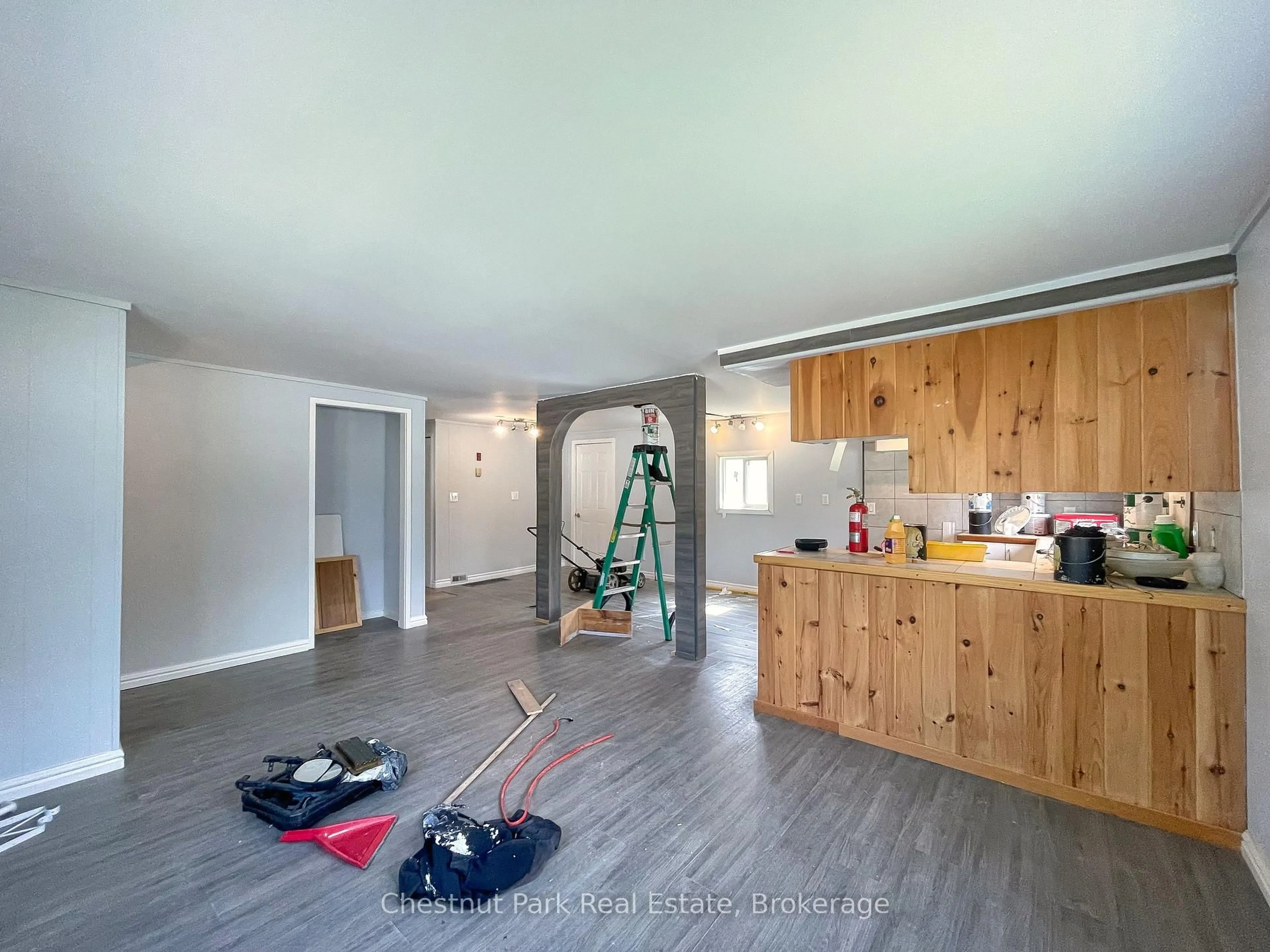 A pic of a room for 383 Thompson St, Meaford Ontario N4L 1H7