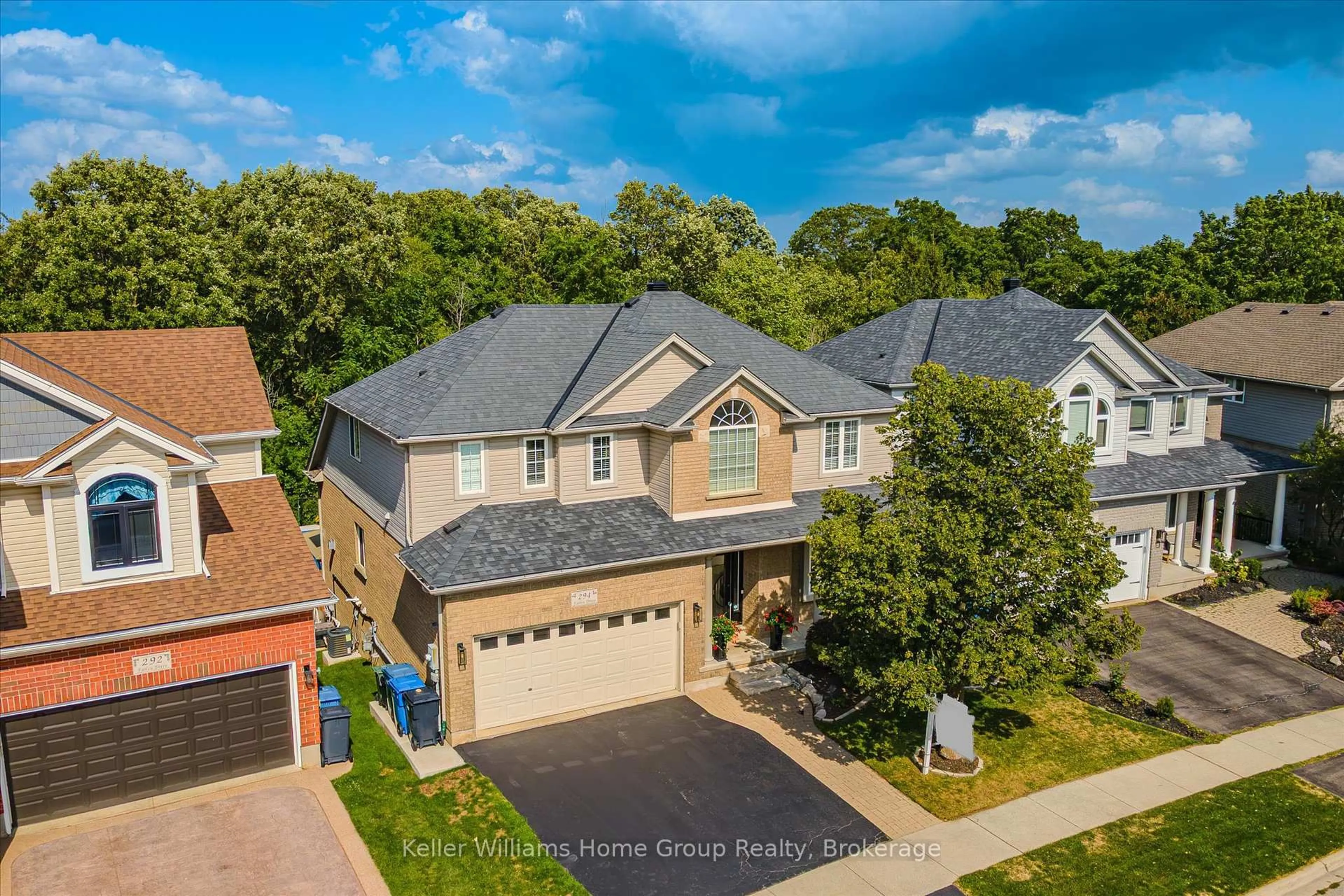 A pic from outside/outdoor area/front of a property/back of a property/a pic from drone, street for 294 Farley Dr, Guelph Ontario N1L 1N6