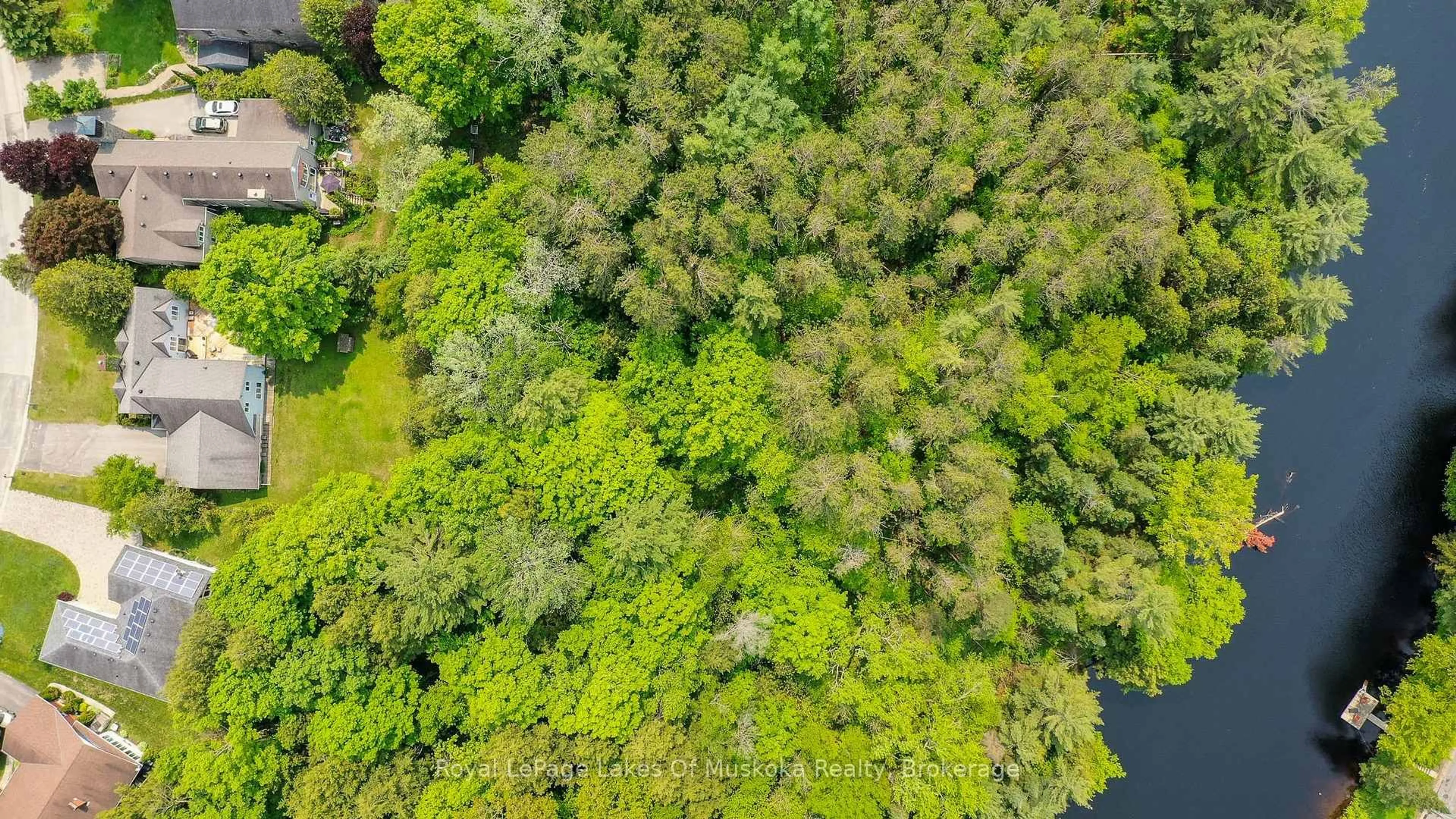 A pic from outside/outdoor area/front of a property/back of a property/a pic from drone, forest/trees view for 17 Sadler Dr, Bracebridge Ontario P1L 1K5