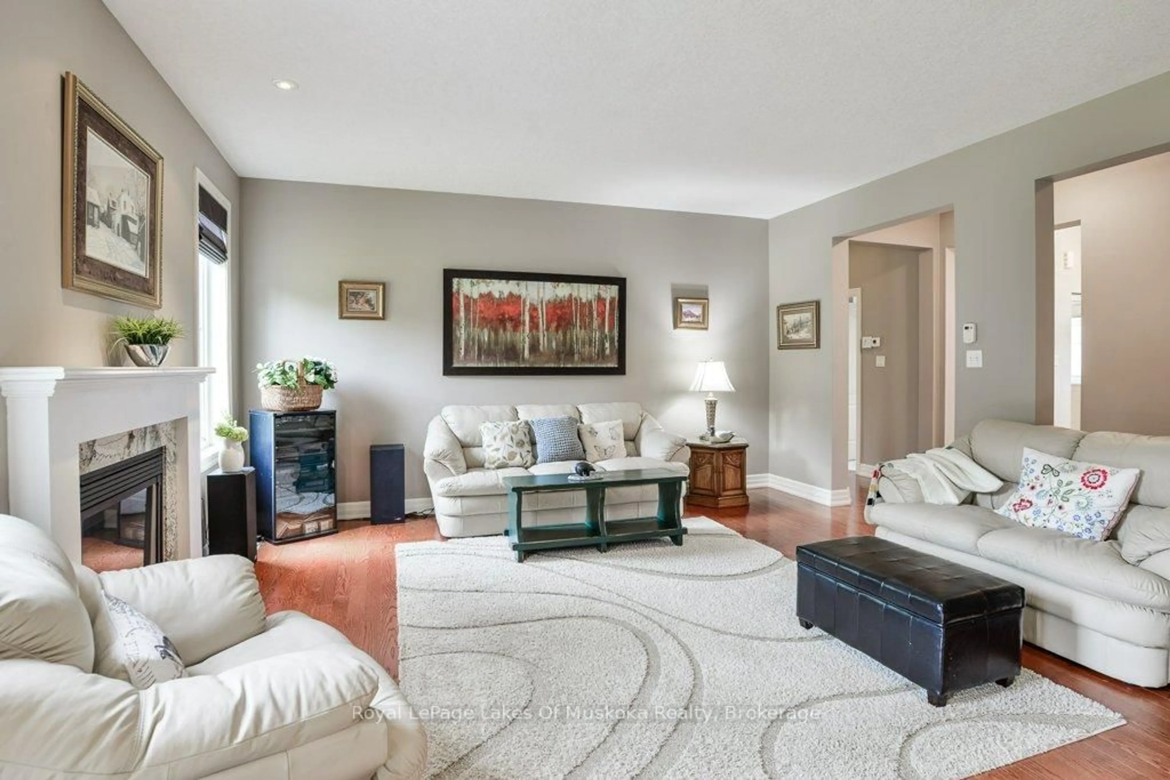 Living room with furniture, unknown for 12 Pheasant Ru, Bracebridge Ontario P1L 0A9
