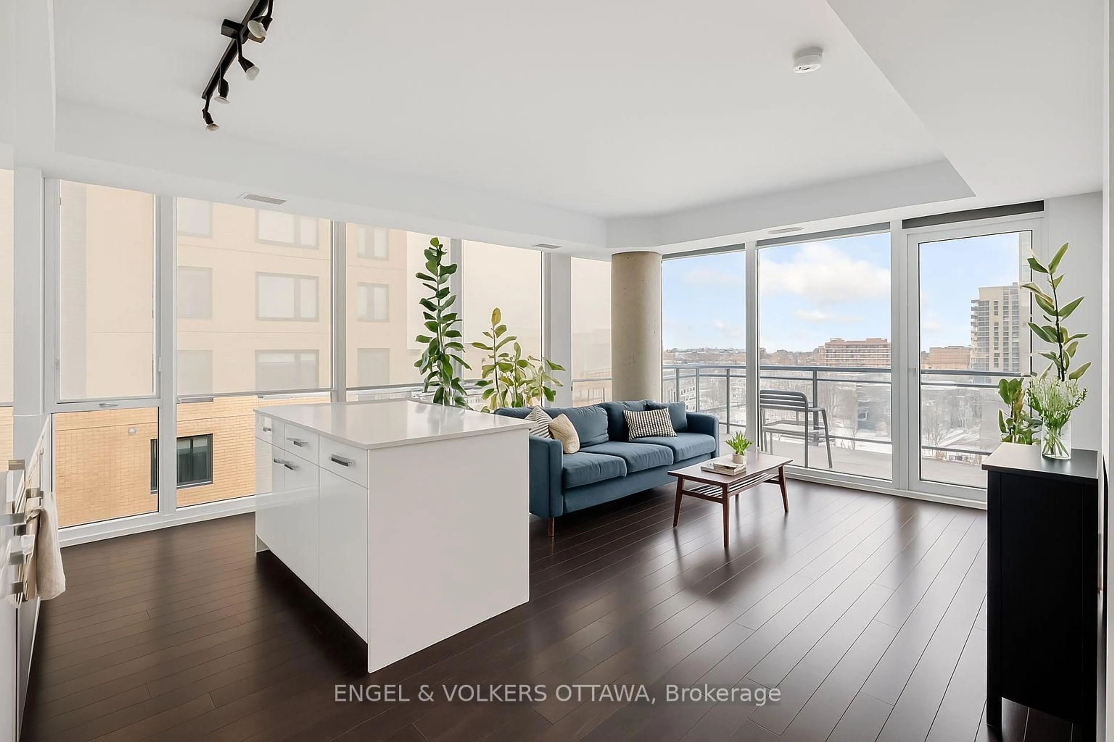 Open concept kitchen, unknown for 111 Champagne Ave #807, Ottawa Ontario K1S 5V3