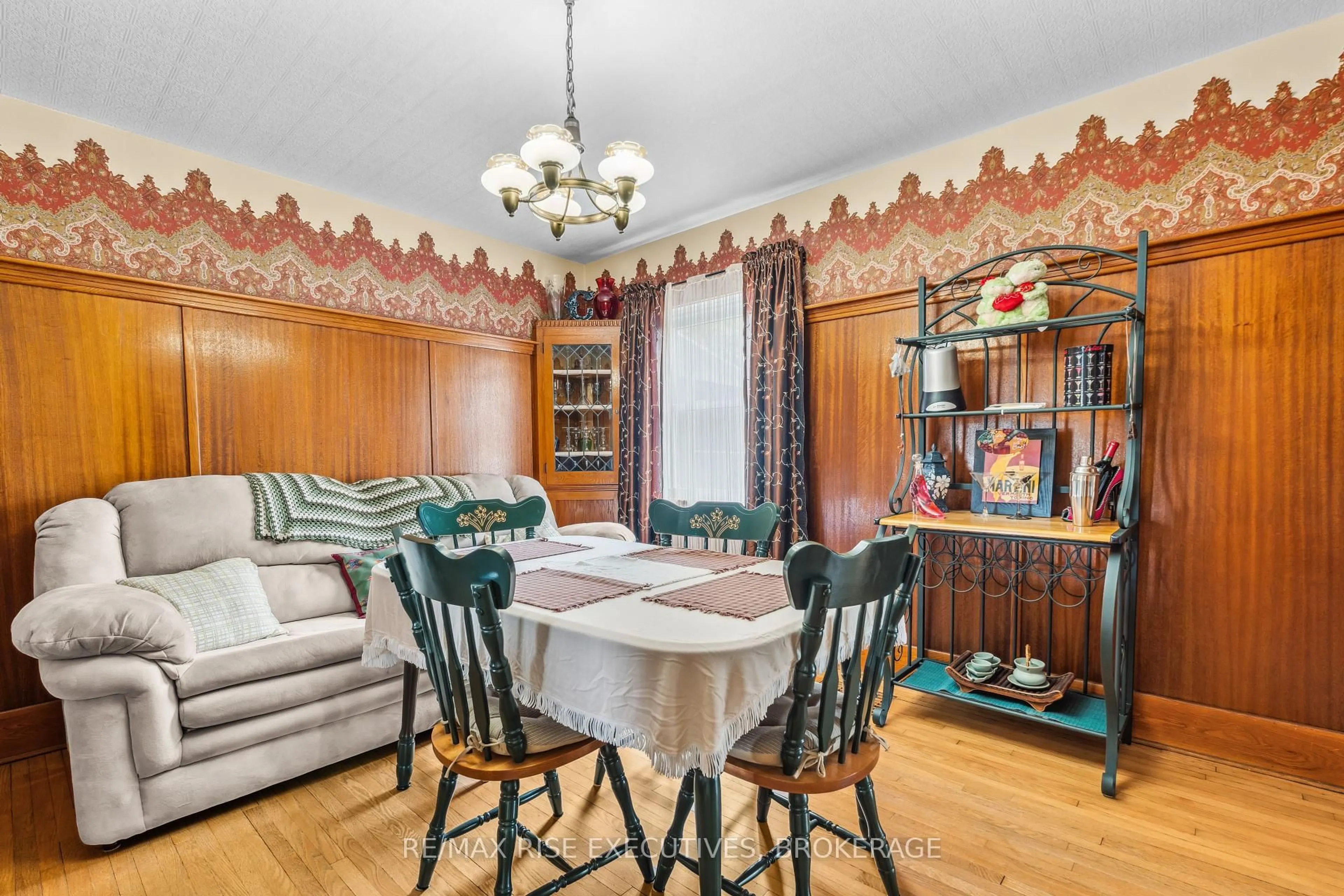 Dining room, unknown for 204 R33, Rideau Lakes Ontario K0G 1V0