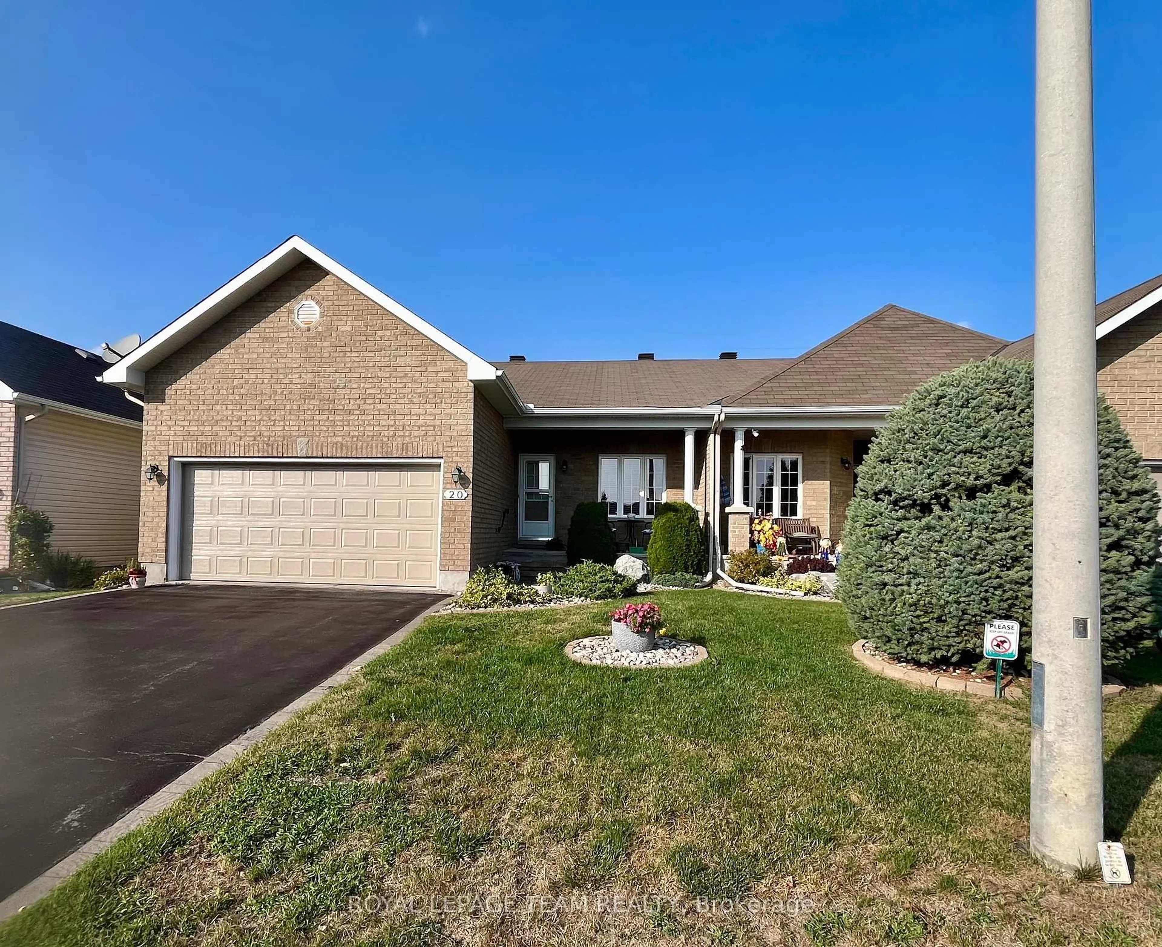 Unknown for 20 Moe Robillard St, Arnprior Ontario K7S 3X8