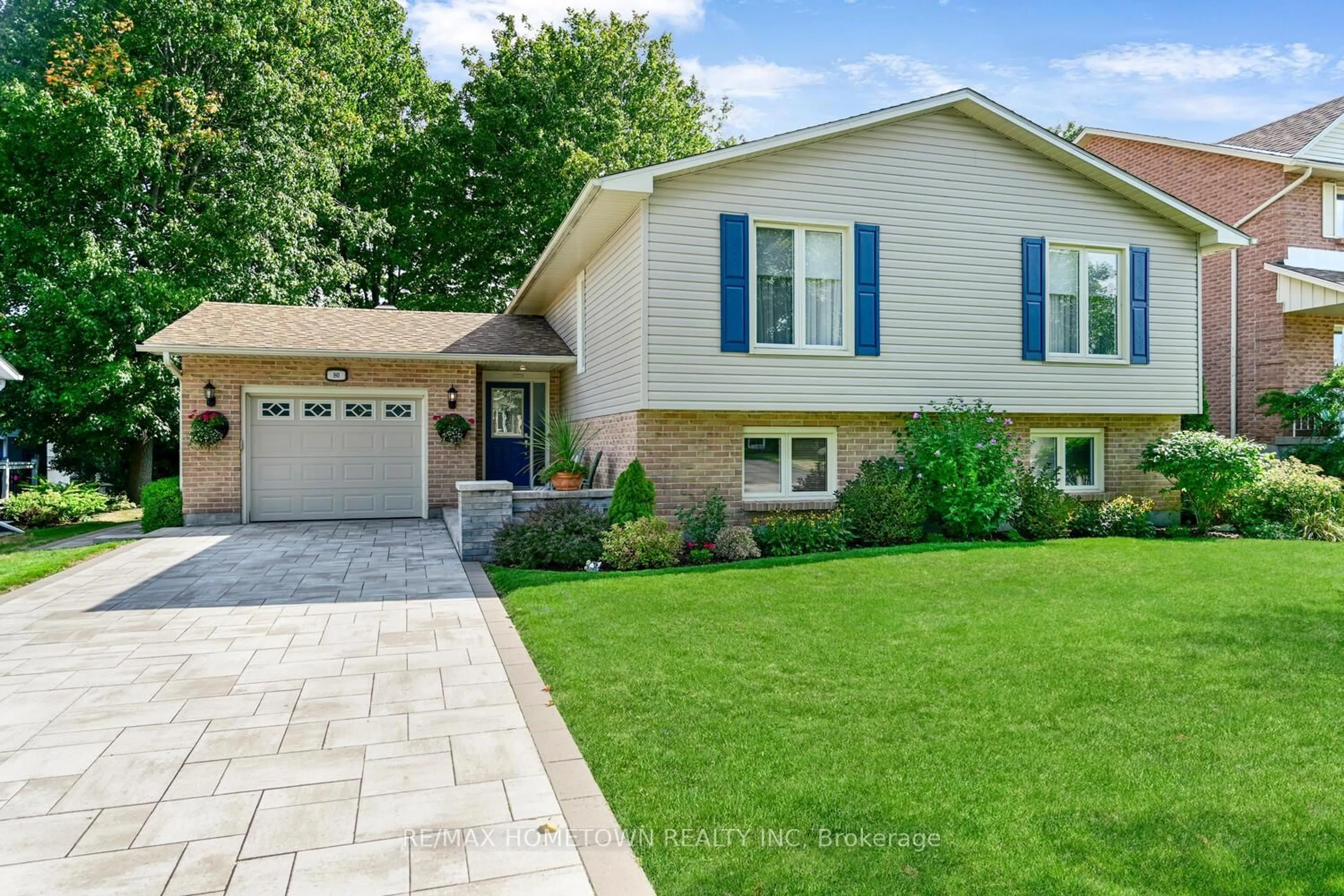 Home with brick exterior material, street for 80 Cambridge Cres, Brockville Ontario K6V 6L8