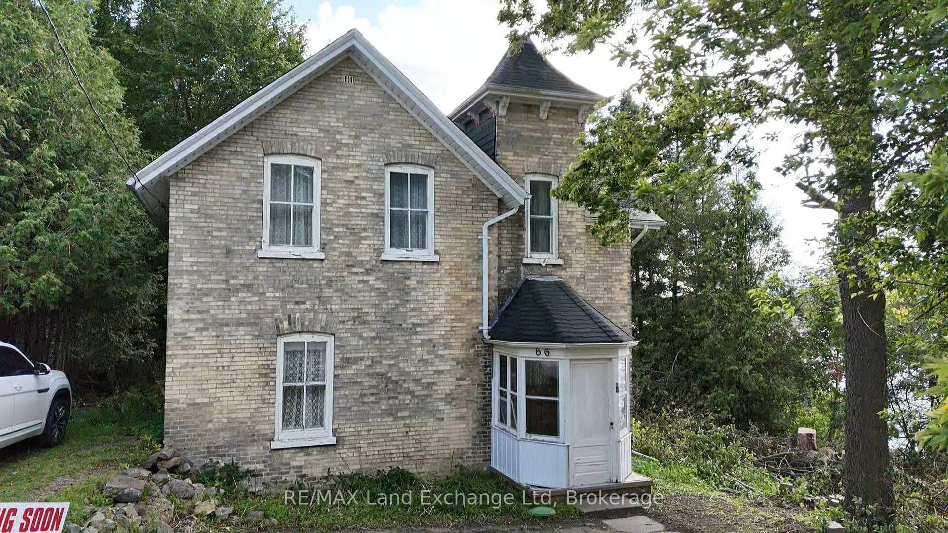 Home with brick exterior material, building for 66 Diagonal Rd, North Huron Ontario N0G 2W0