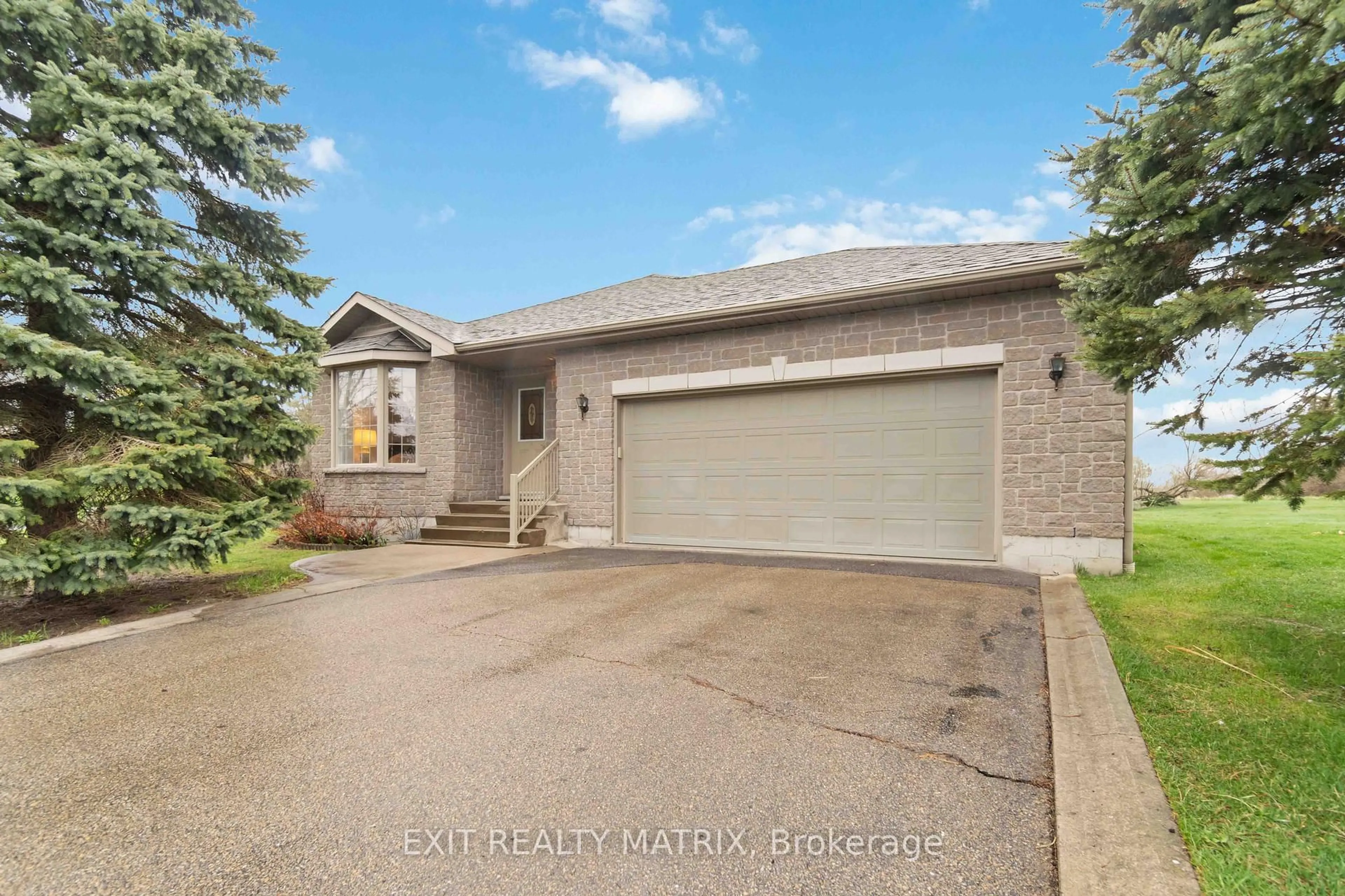 Unknown for 145 Garfield St, Gananoque Ontario K7G 3G2