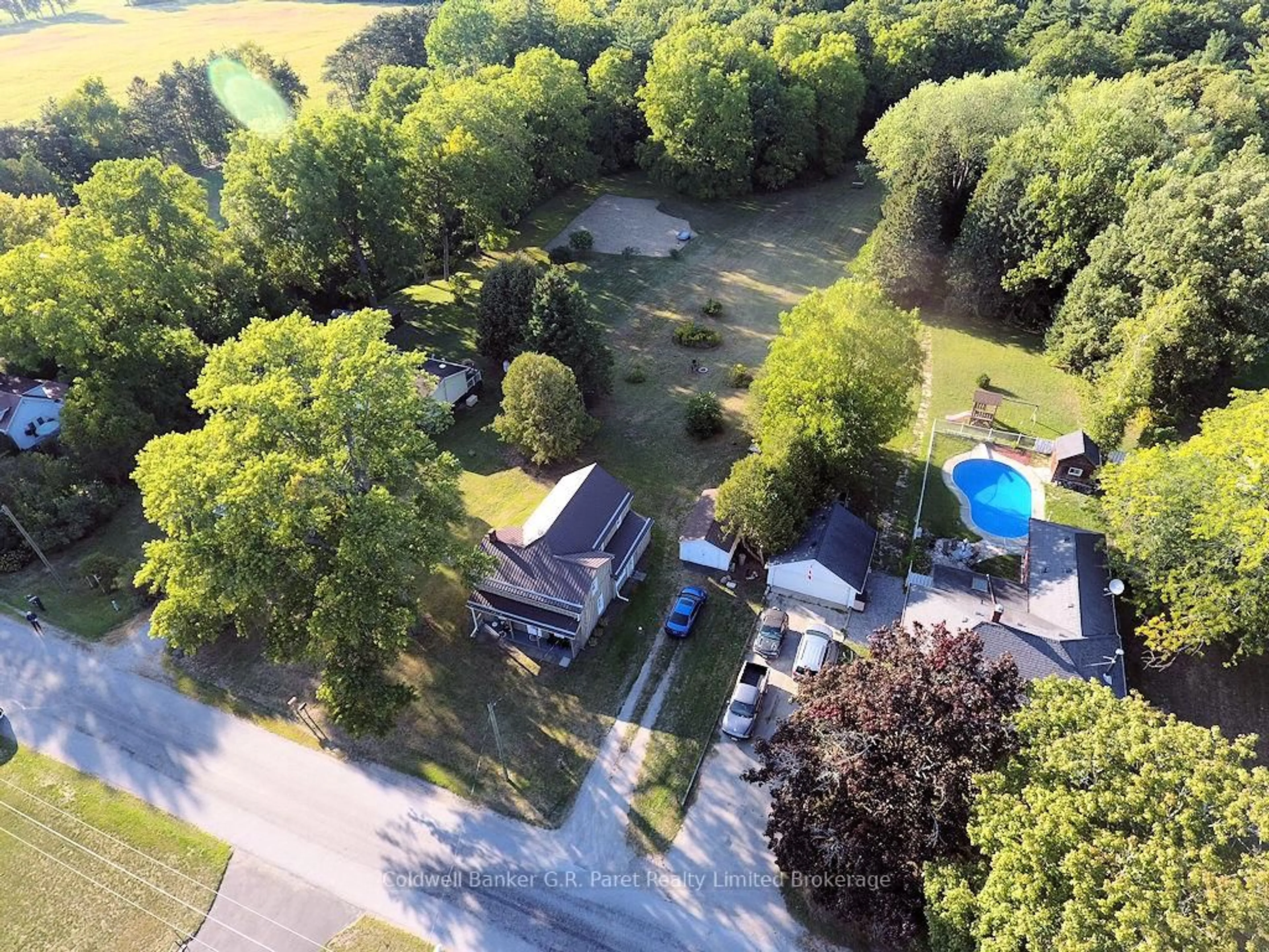 A pic from outside/outdoor area/front of a property/back of a property/a pic from drone, unknown for 455 Charlotteville 1 Rd, Norfolk Ontario N0E 1P0