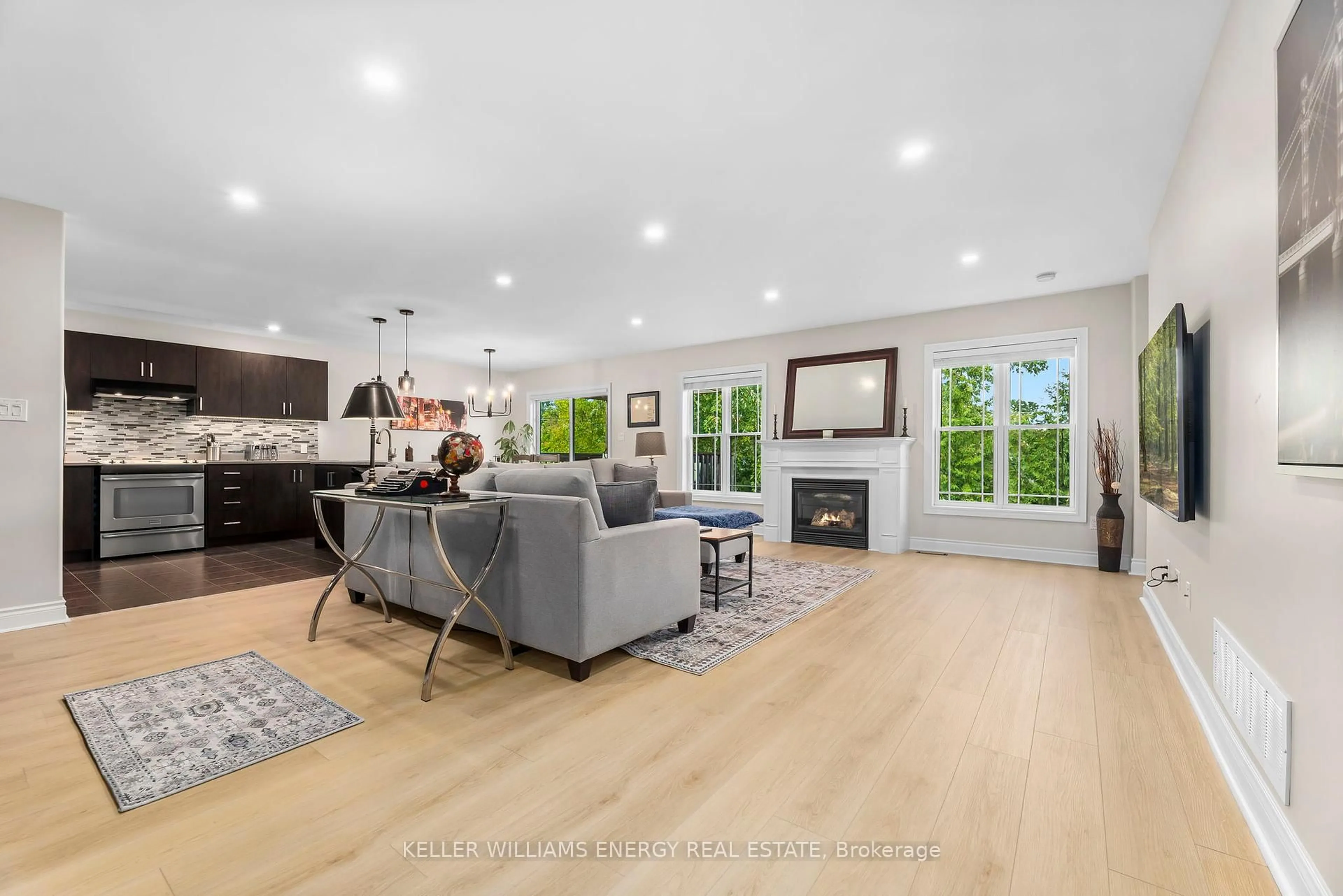 Open concept kitchen, unknown for 104 Bowen Dr, Peterborough Ontario K9H 0B8