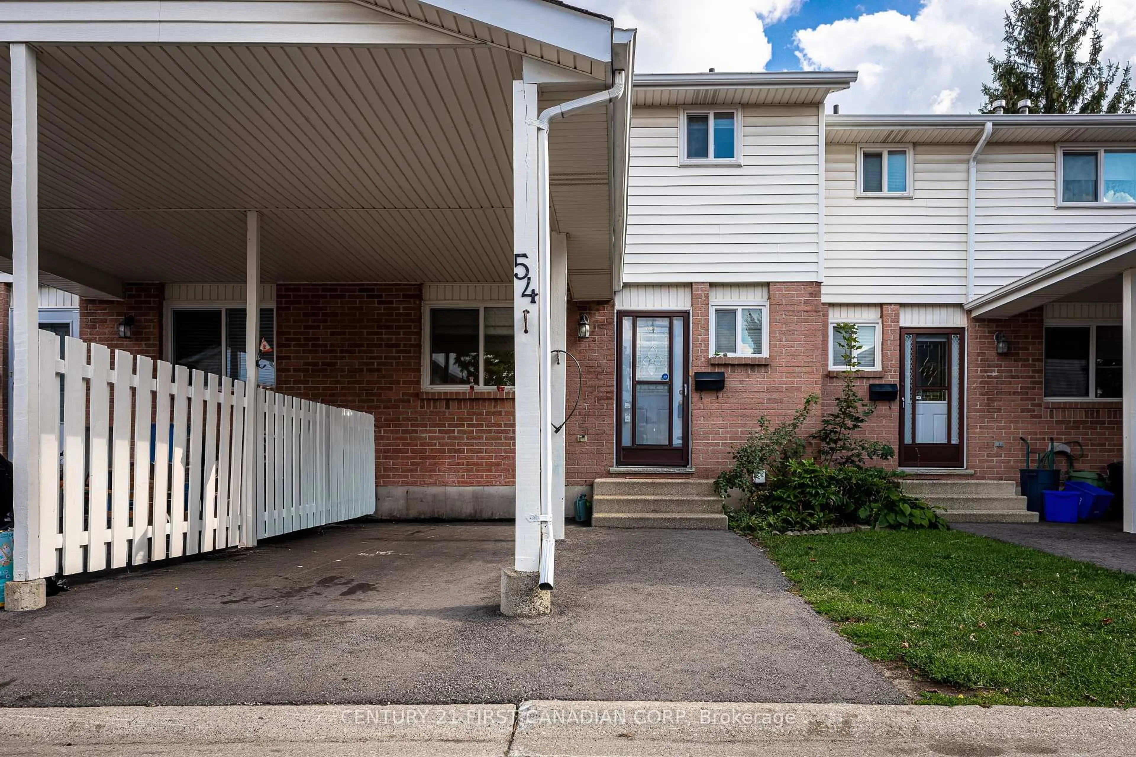 Patio, street for 1318 Highbury Ave #54, London East Ontario N5Y 5E5