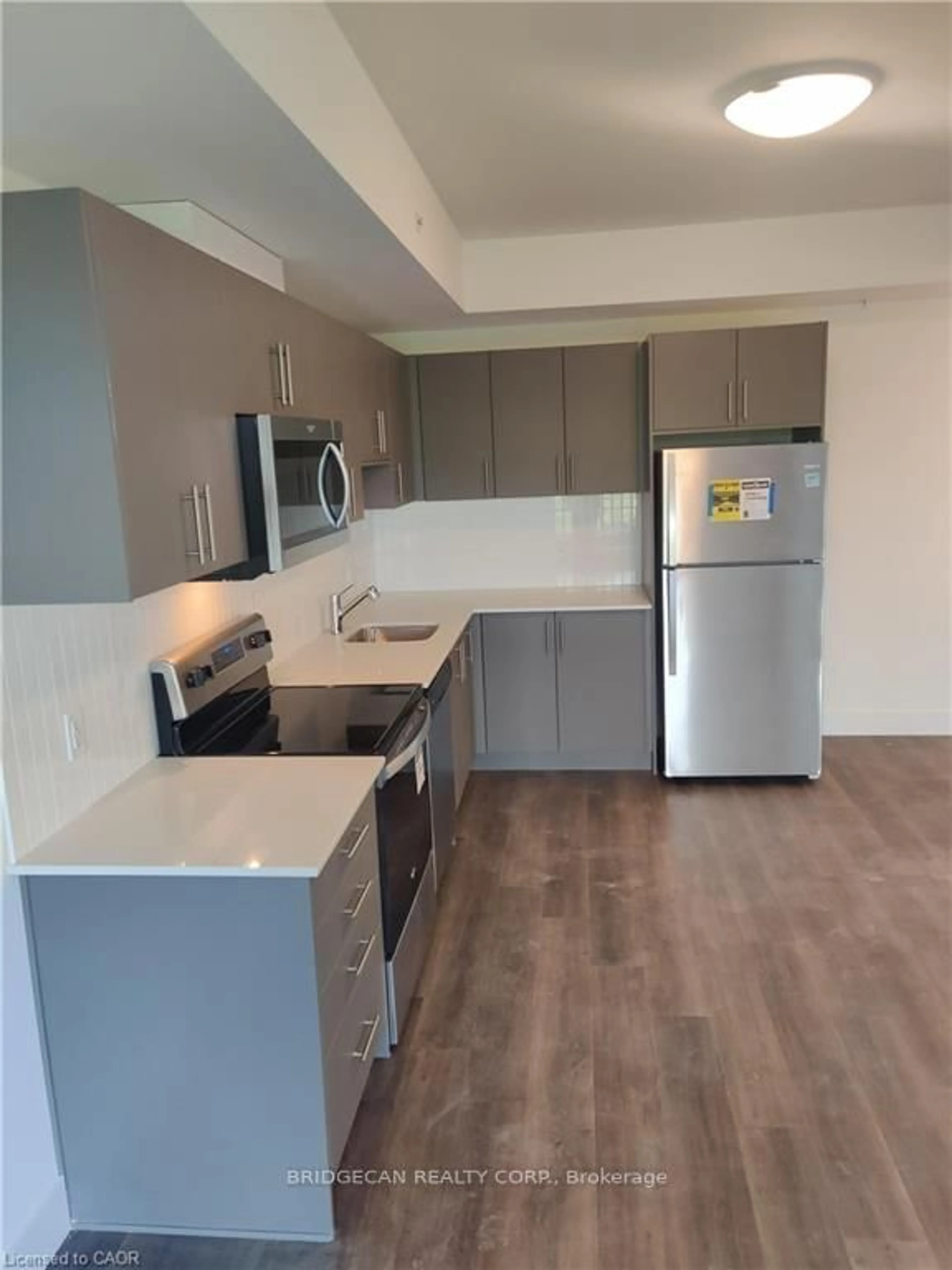 Unknown for 103 Roger St #306, Waterloo Ontario N2J 0G2