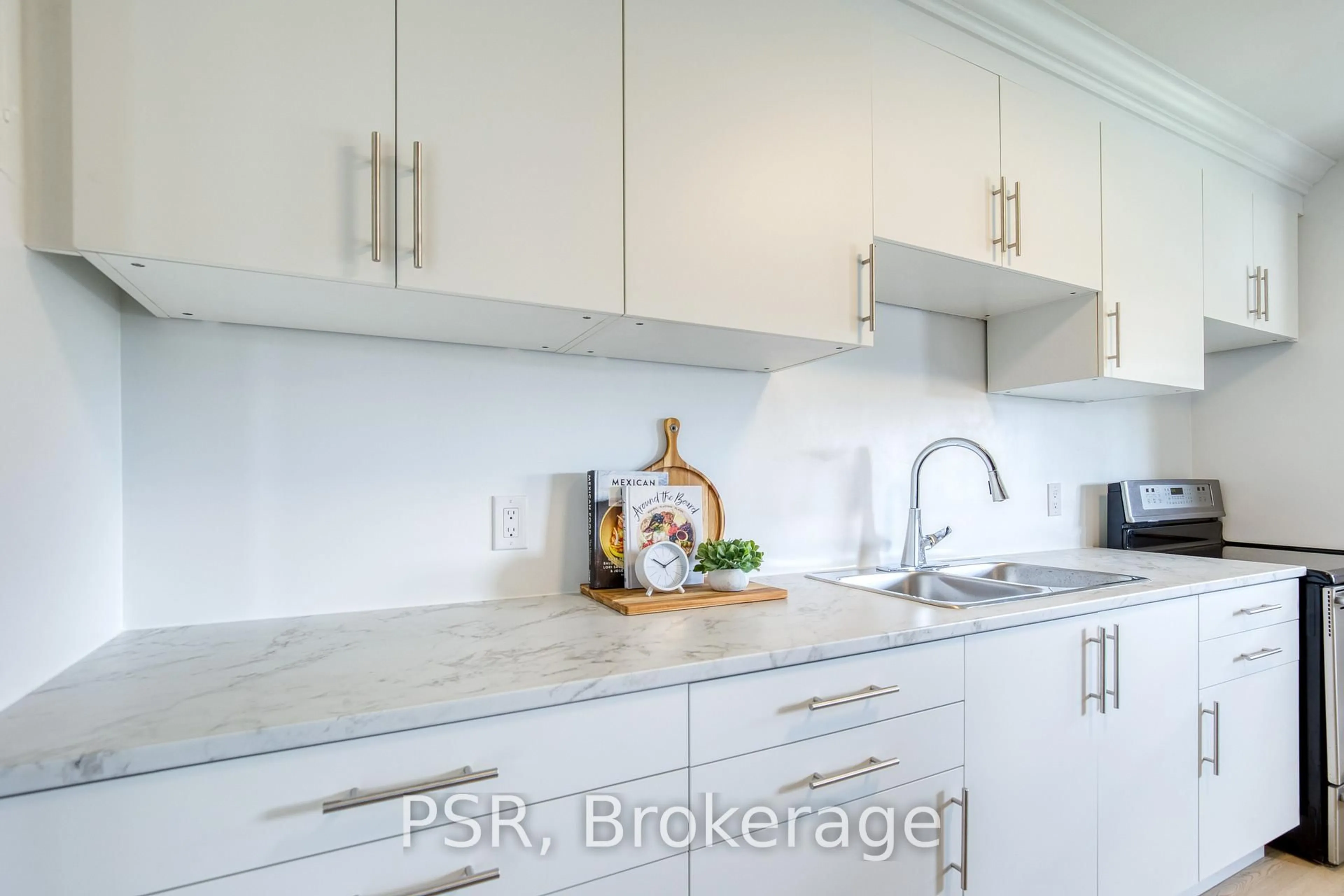 Contemporary kitchen, unknown for 514 Krug St, Kitchener Ontario N2B 1L6