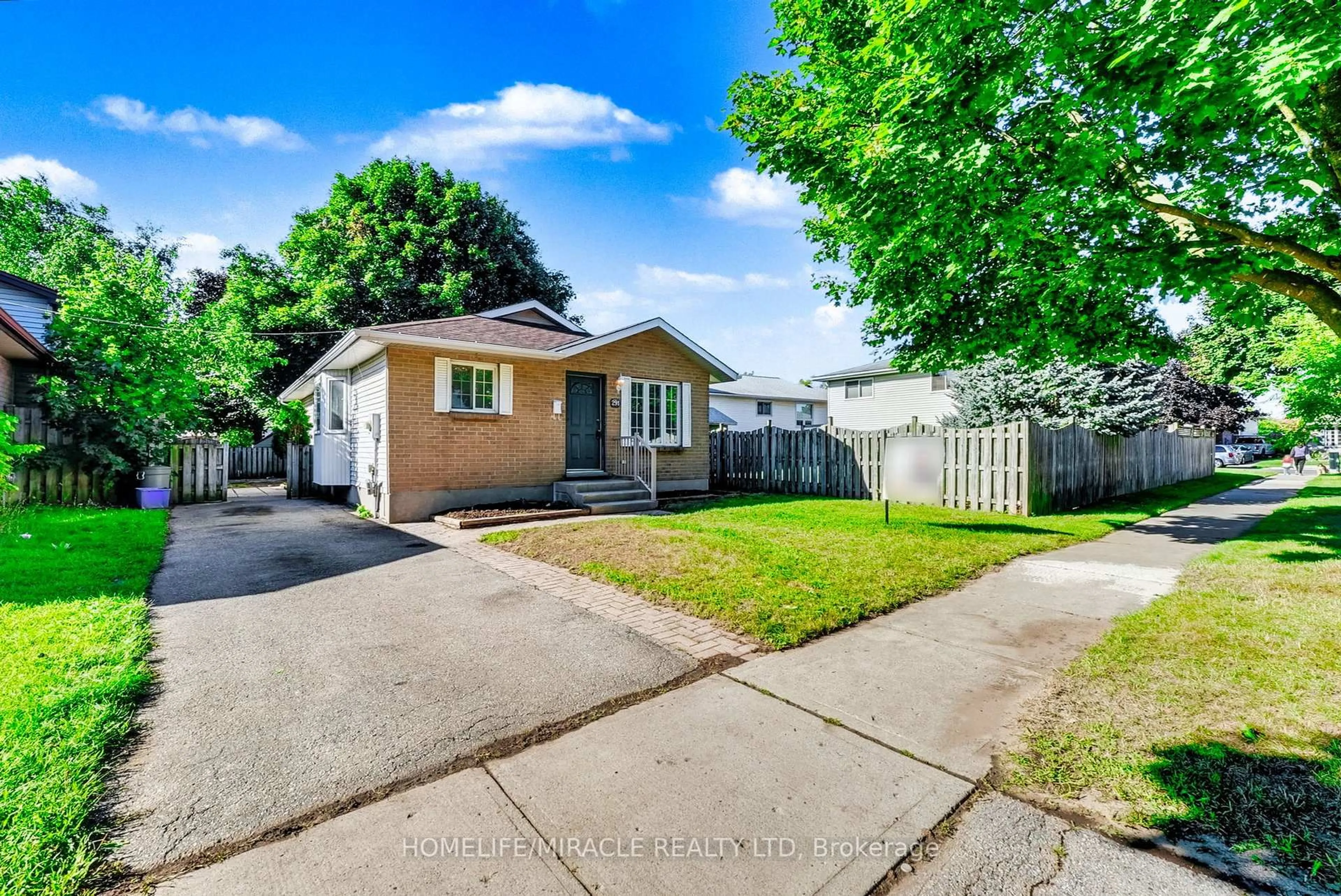 Unknown for 291 Portsmouth Cres, London East Ontario N5V 4E1