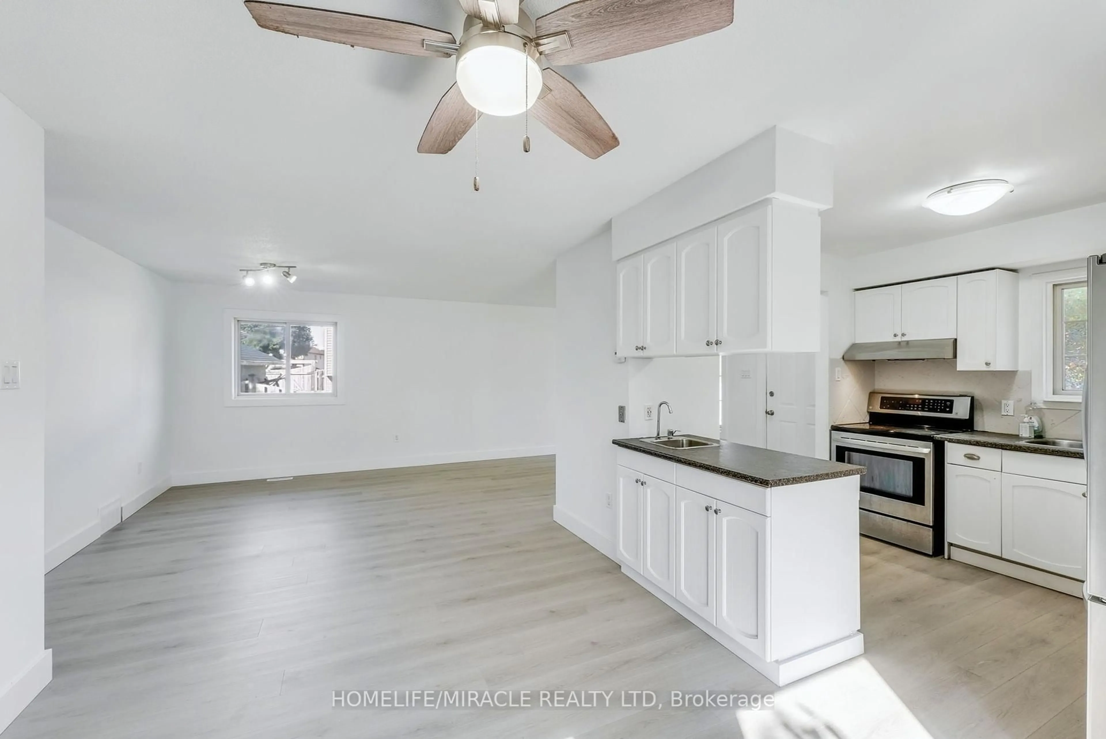 Open concept kitchen, ceramic/tile floor for 291 Portsmouth Cres, London East Ontario N5V 4E1