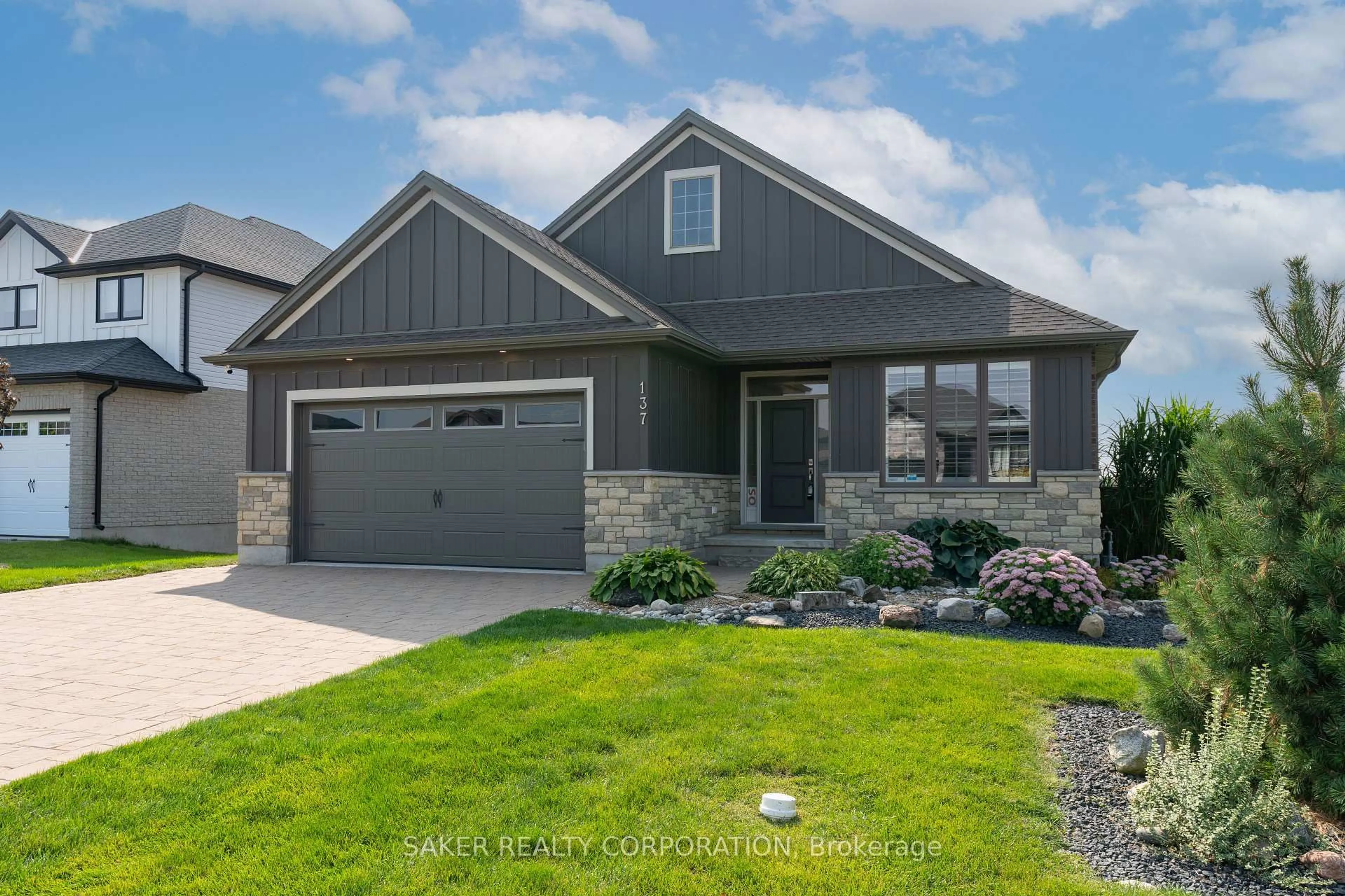 Home with vinyl exterior material, street for 137 Finch Crt, Central Elgin Ontario N0L 1B0