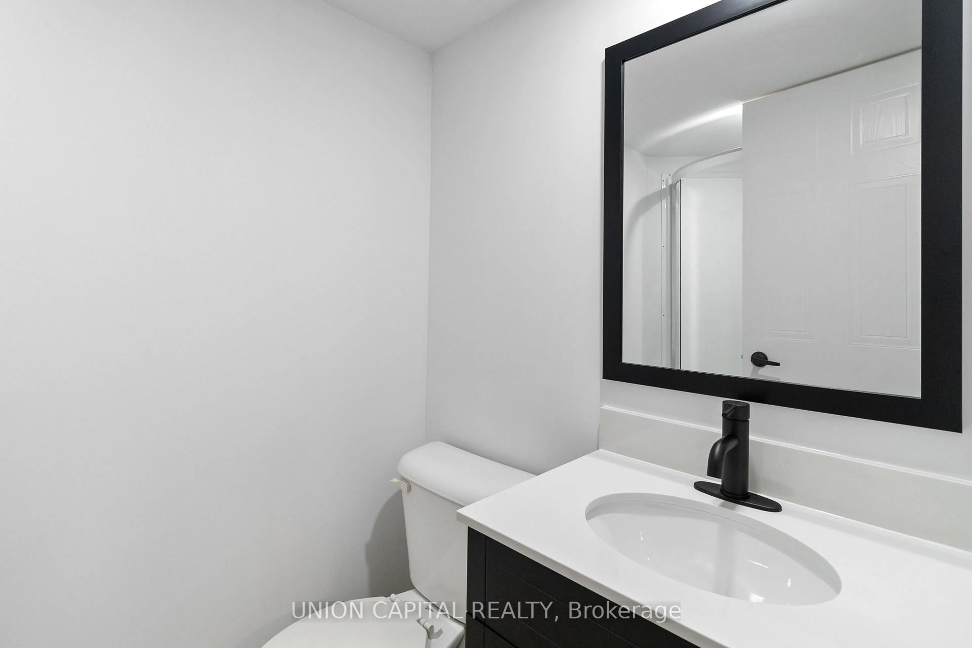 Standard bathroom, unknown for 989 Mapleridge St, London North Ontario N6H 0A6