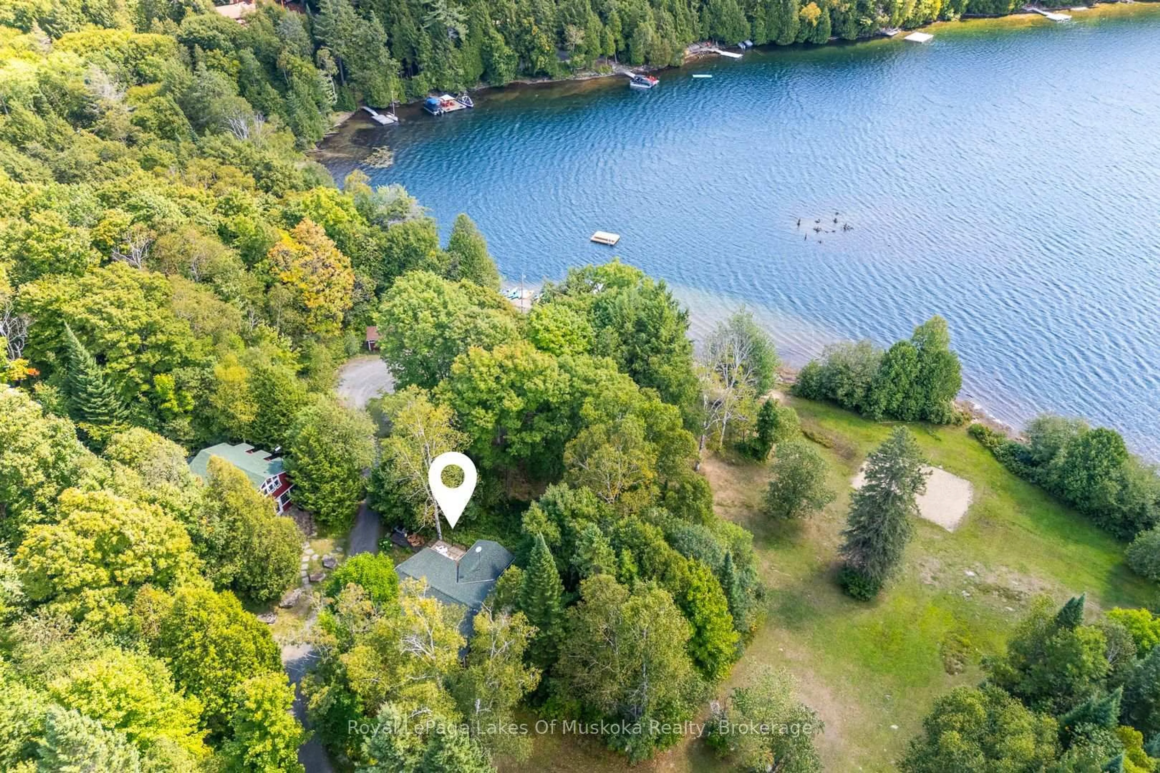 A pic from outside/outdoor area/front of a property/back of a property/a pic from drone, water/lake/river/ocean view for 1341 Billie Bear Rd, Lake of Bays Ontario P1H 2J6