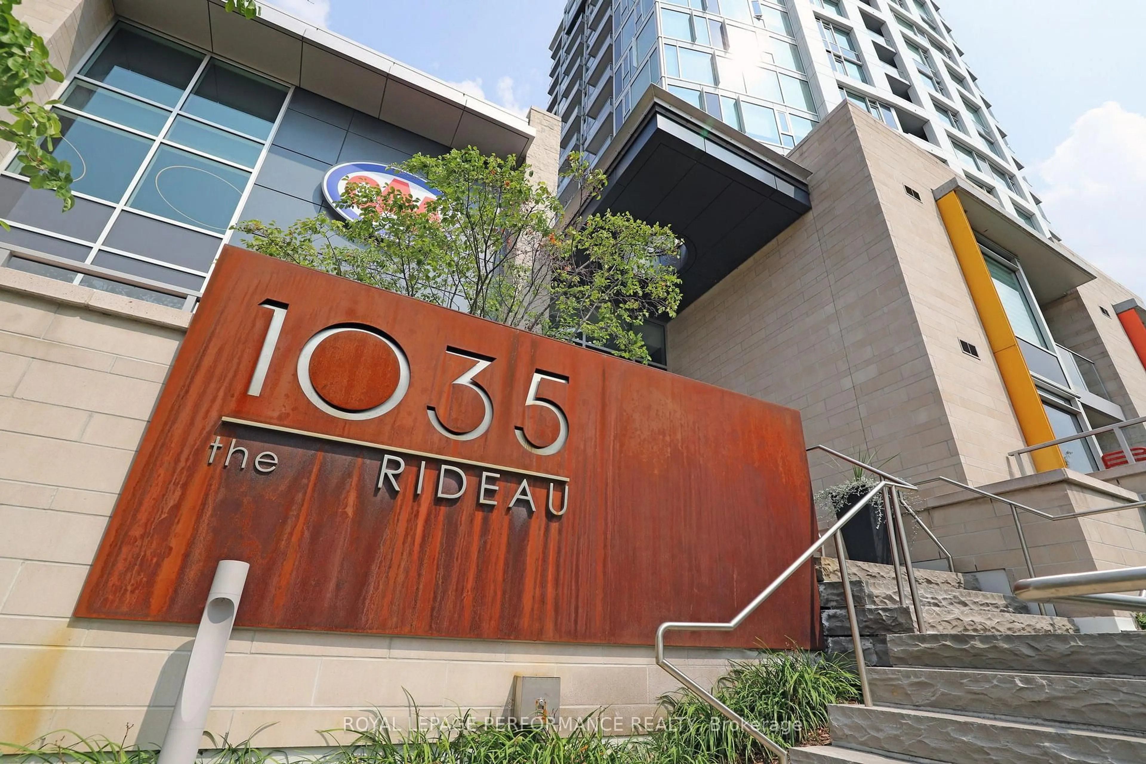 Unknown for 1035 BANK St #907, Ottawa Ontario K1S 5K3